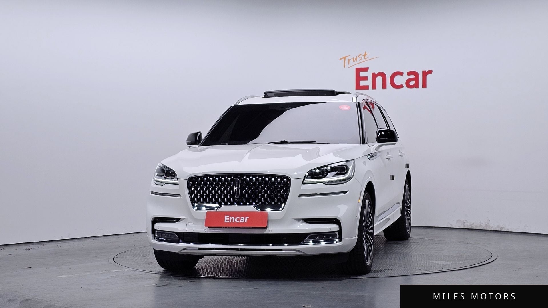 Lincoln Aviator 2023 — миниатюра 3