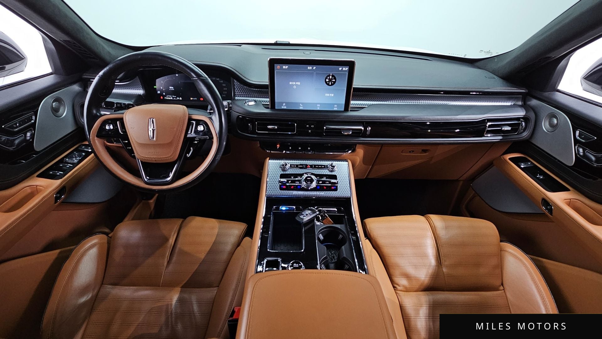 Lincoln Aviator 2023 — миниатюра 7