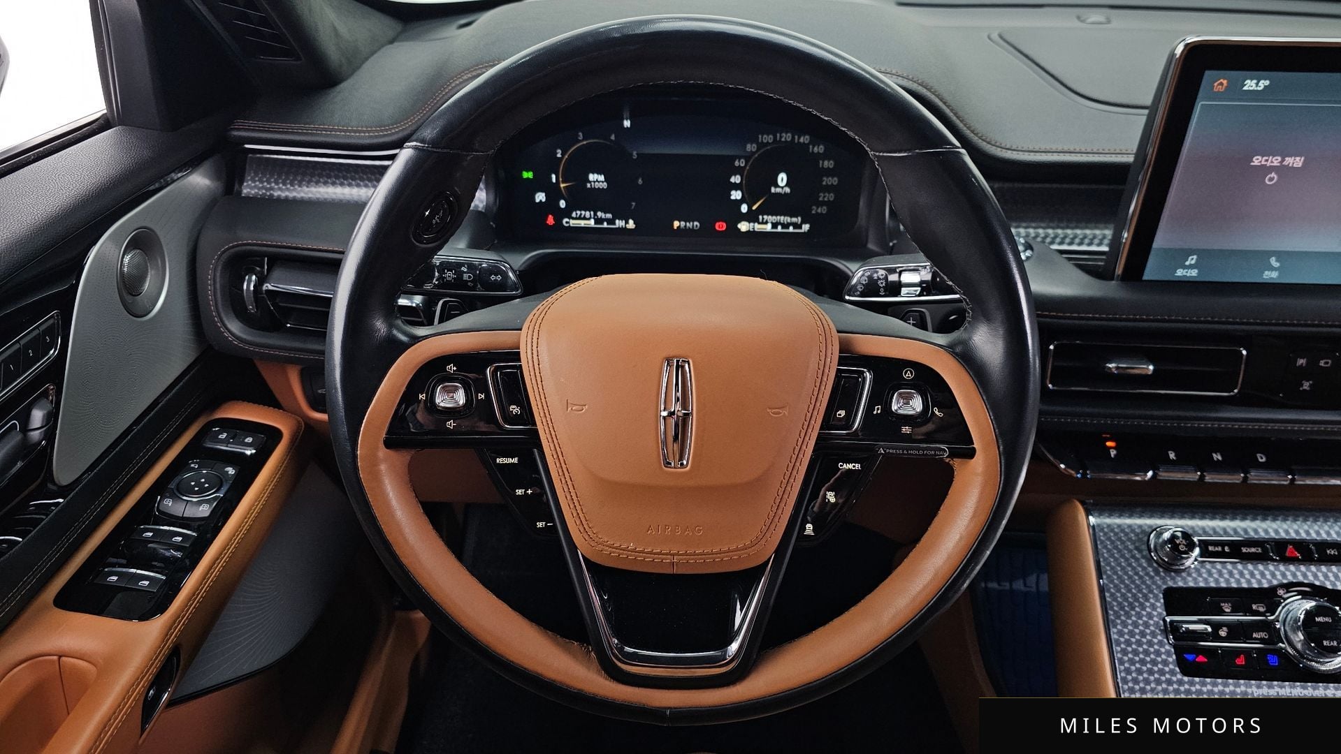 Lincoln Aviator 2023 — миниатюра 13