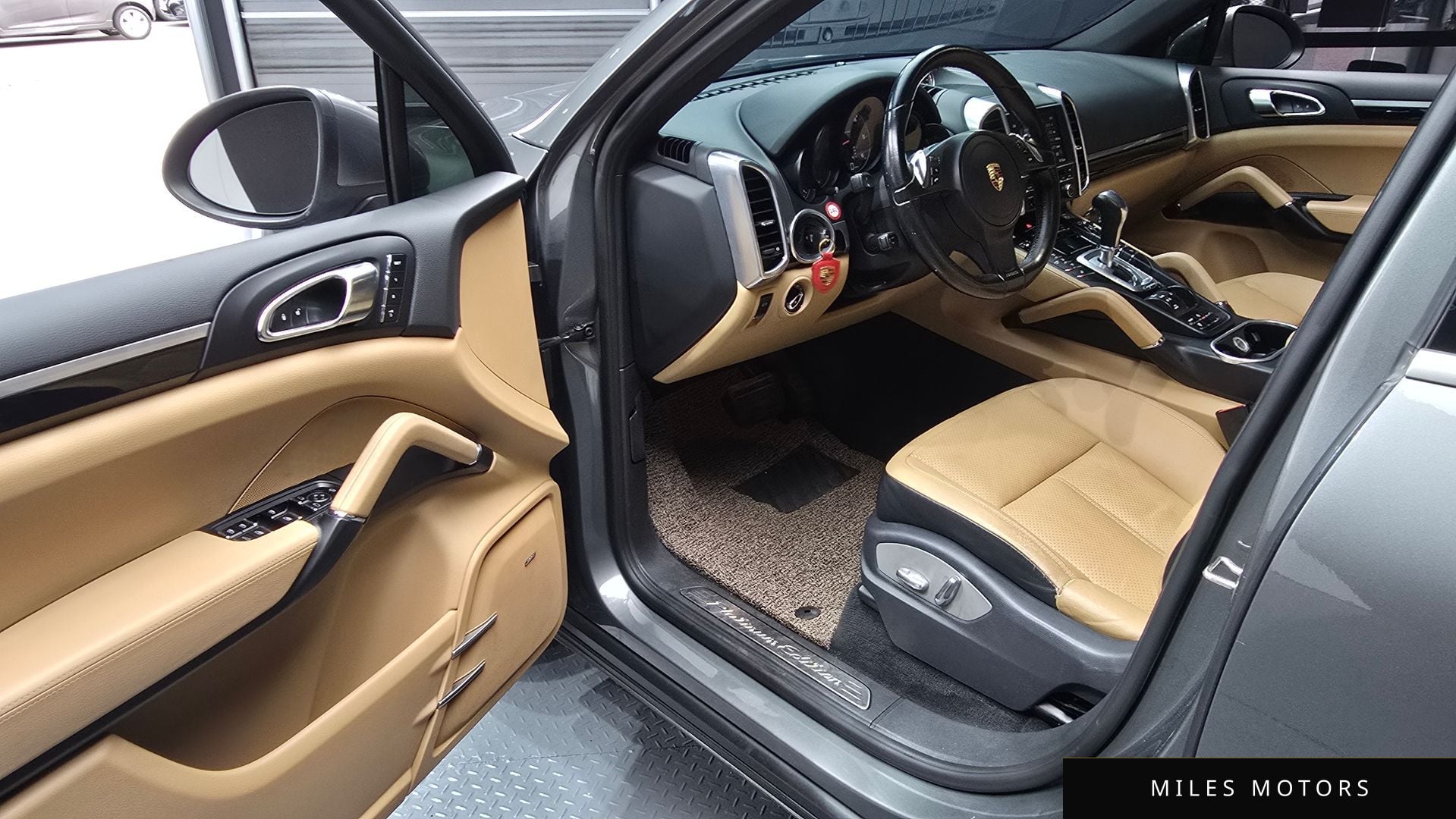 Porsche Cayenne 2014 — миниатюра 11