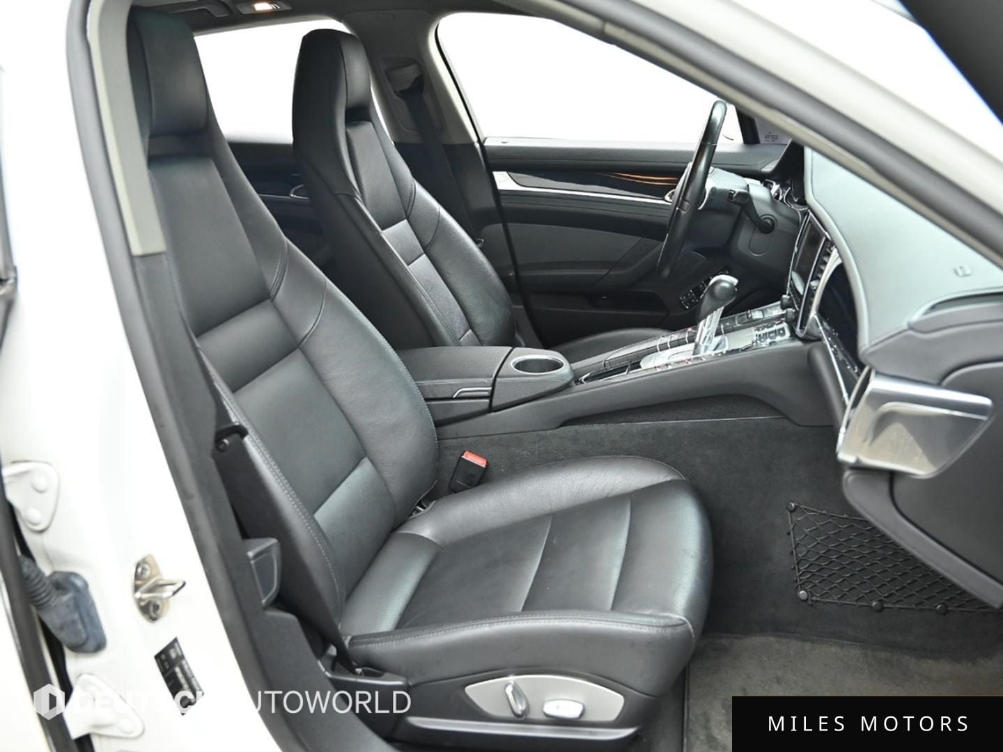Porsche Panamera 2012 — миниатюра 10