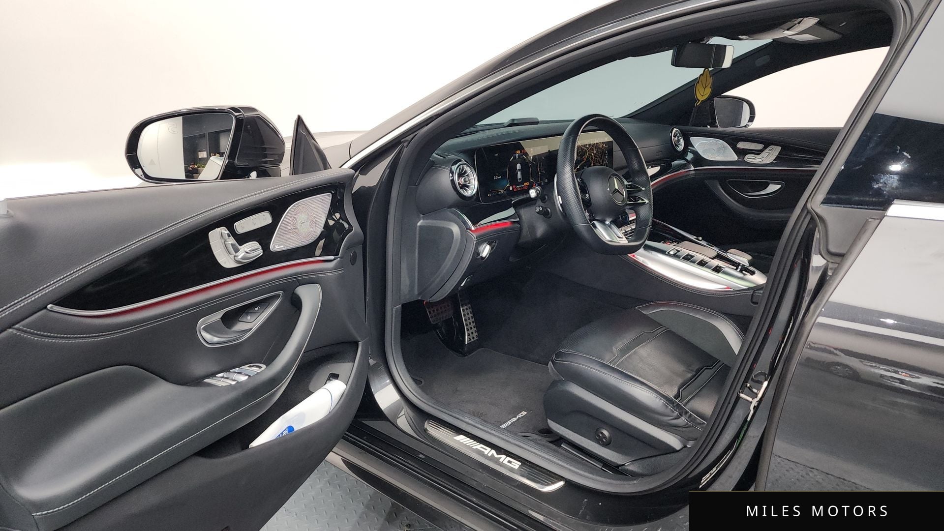 Mercedes-Benz AMG GT 2022 — миниатюра 10