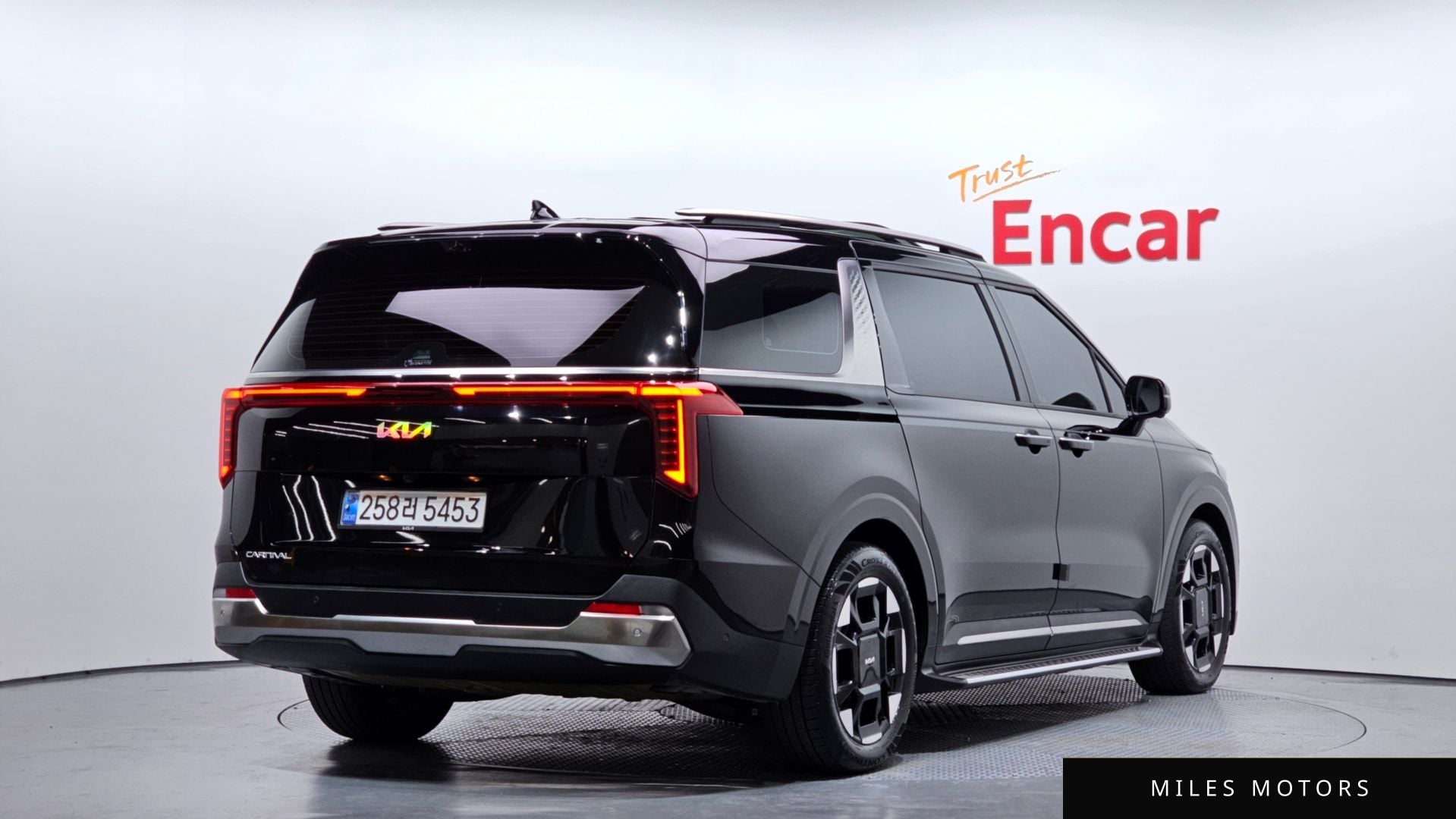 Kia Canival 2025 — миниатюра 2