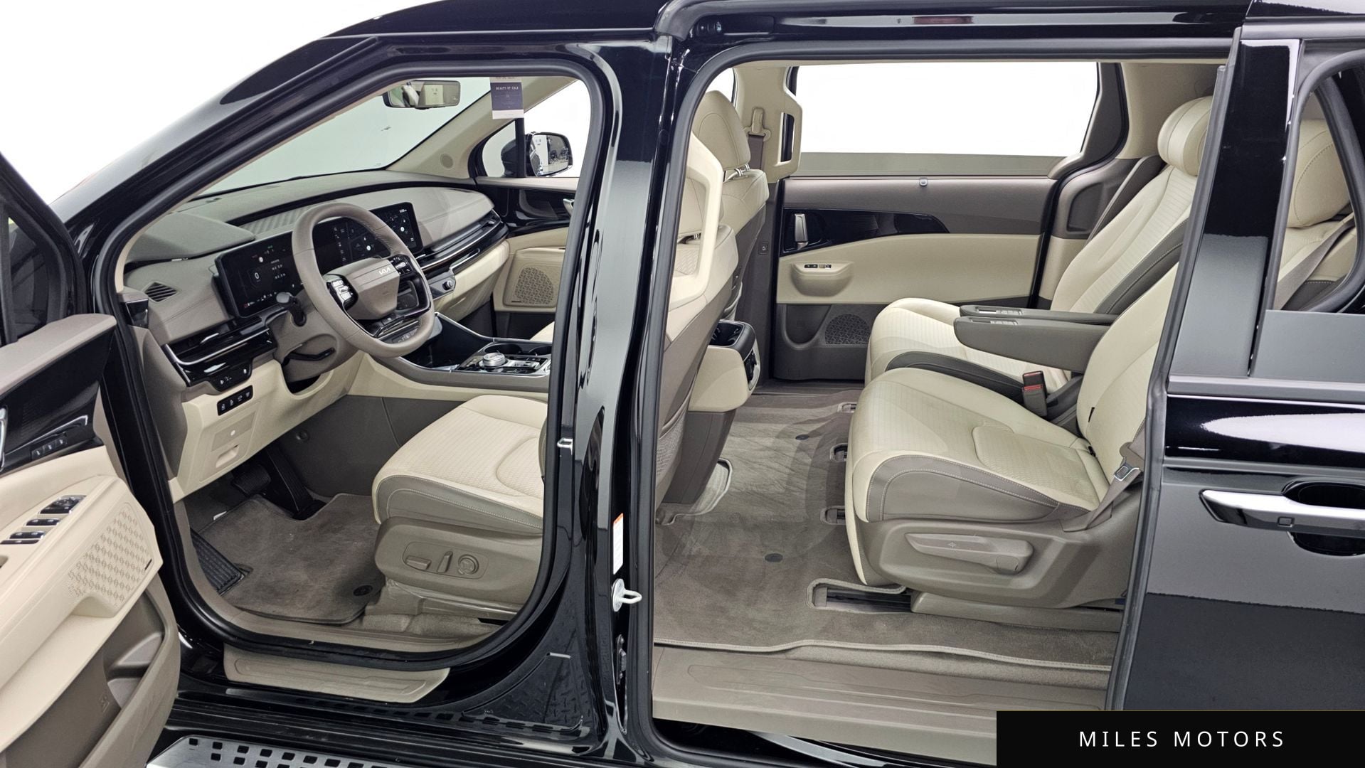 Kia Canival 2025 — миниатюра 10