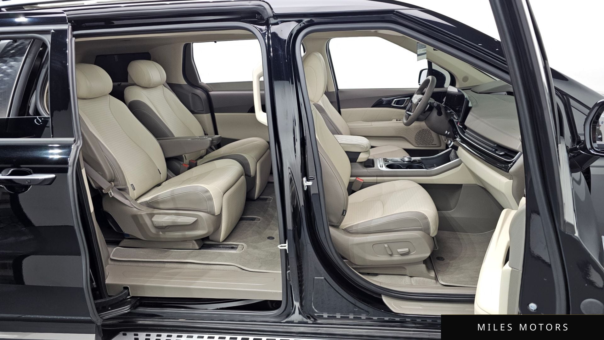 Kia Canival 2025 — миниатюра 11