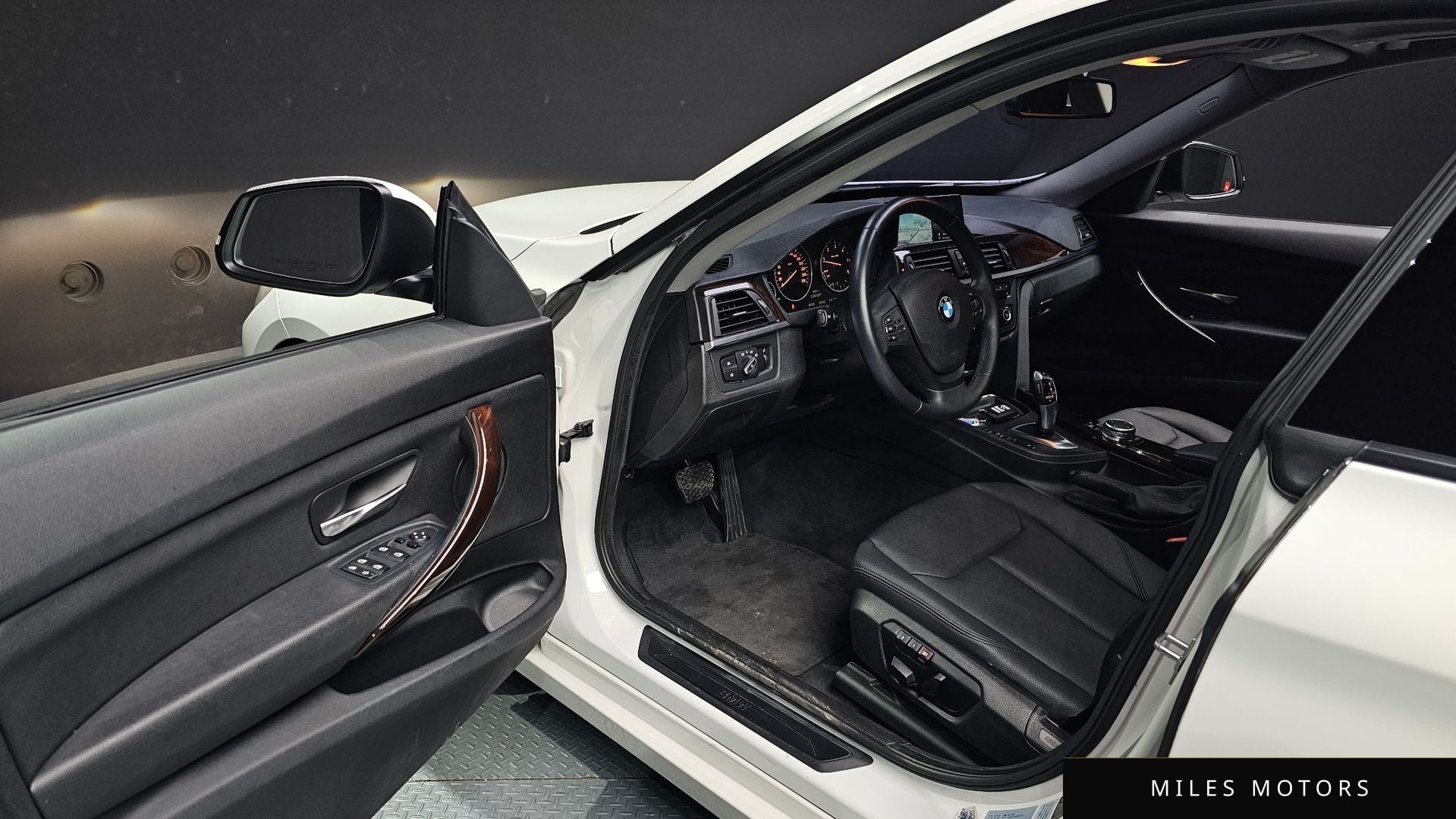 BMW 3 Series GT (F34) 2015 — миниатюра 11