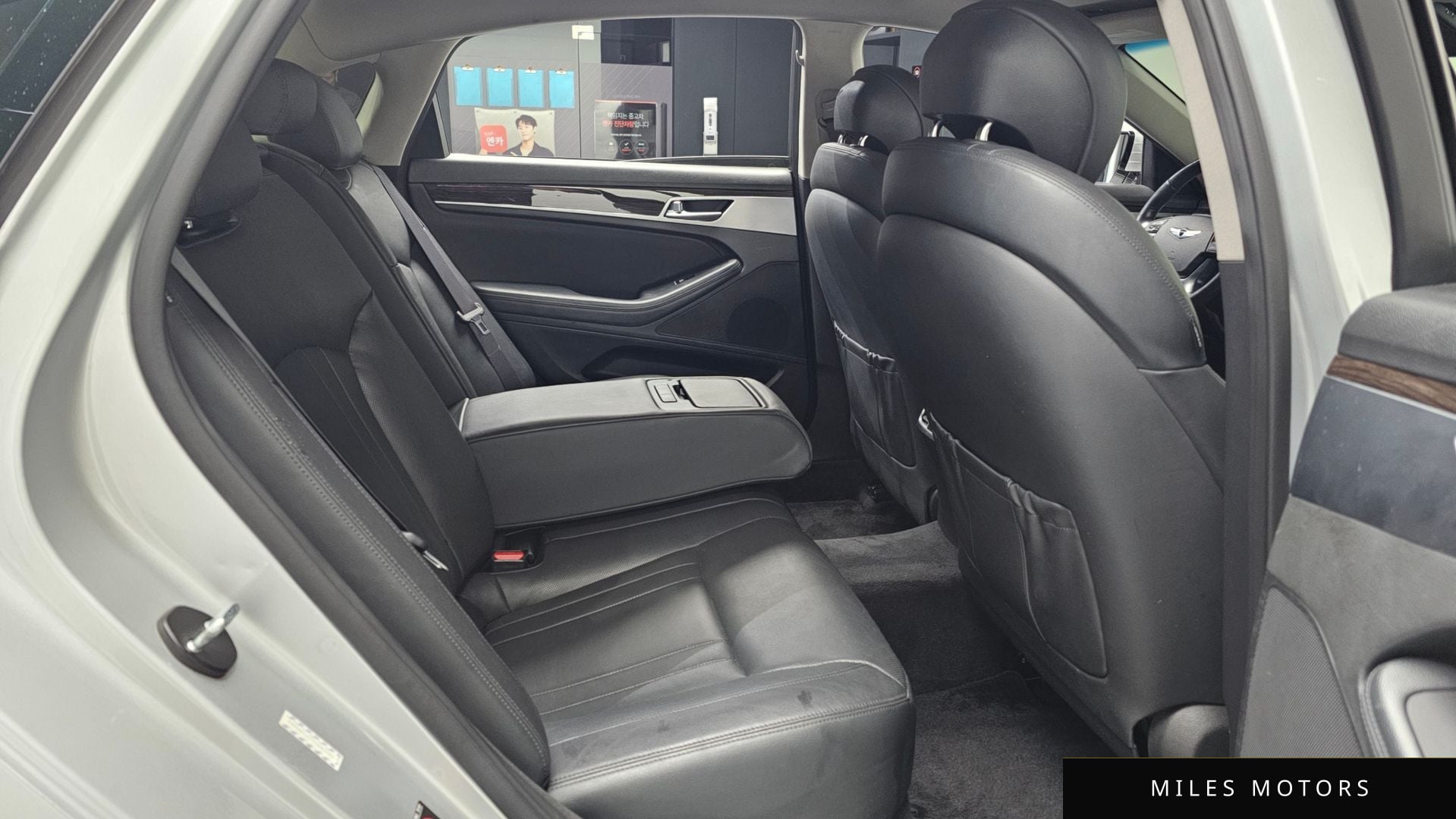 Hyundai Genesis 2015 — миниатюра 12