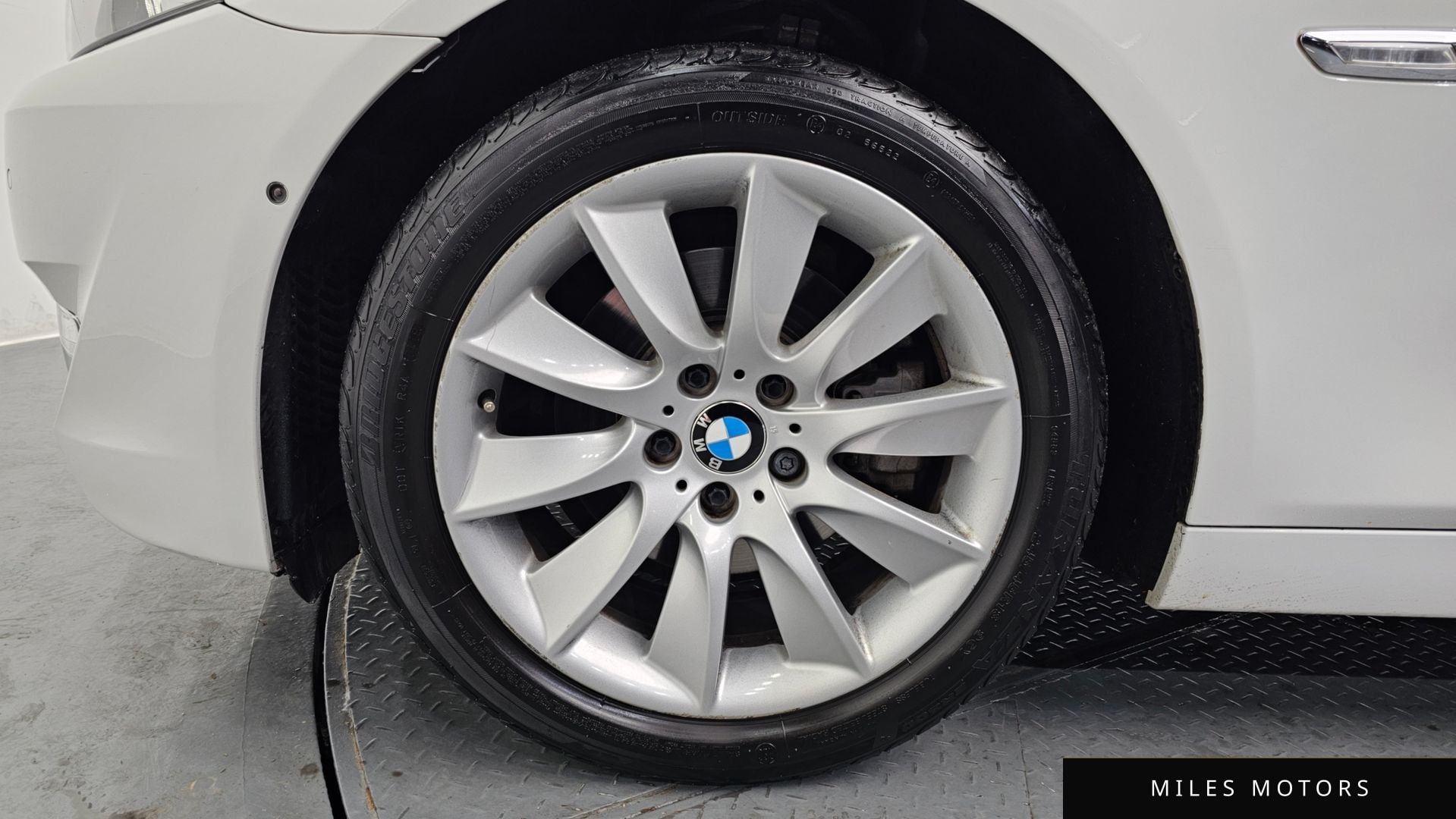 BMW 5 Series (F10) 2013 — миниатюра 5