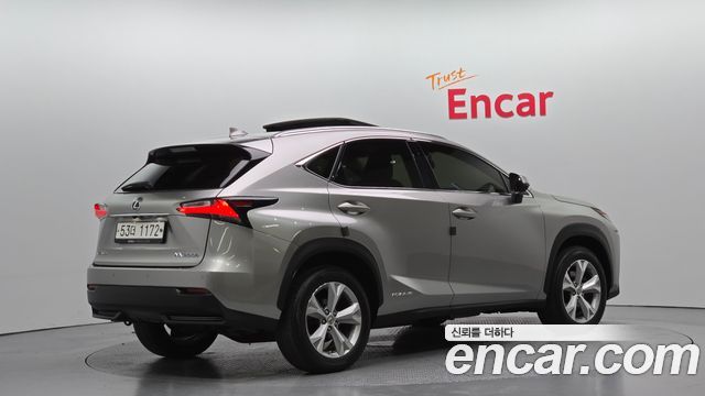 Лексус NX300h 2015 — миниатюра 2