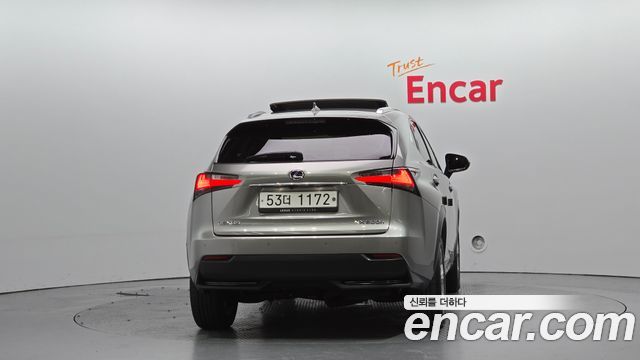 Лексус NX300h 2015 — миниатюра 4