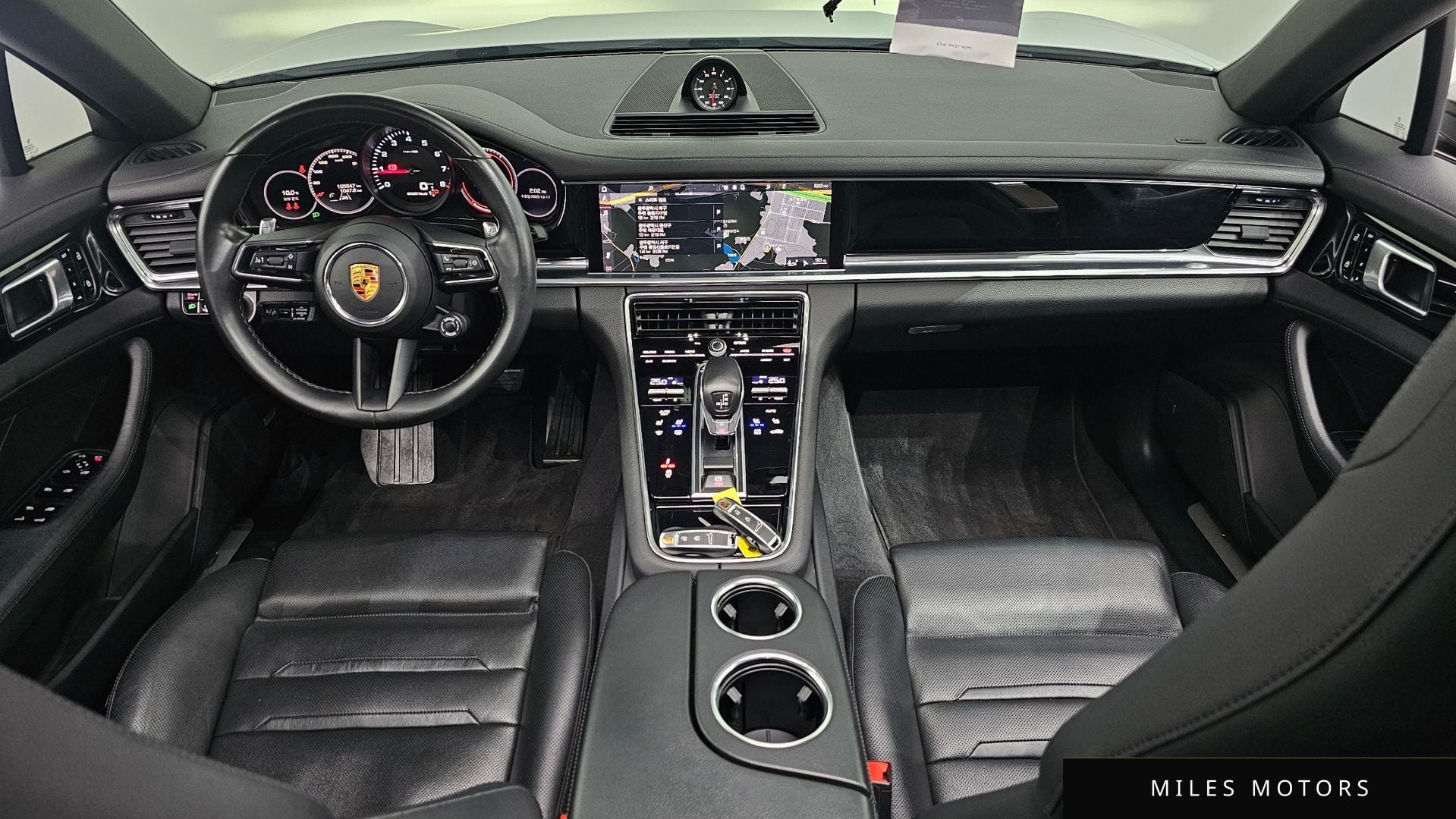 Porsche Panamera 2021 — миниатюра 7