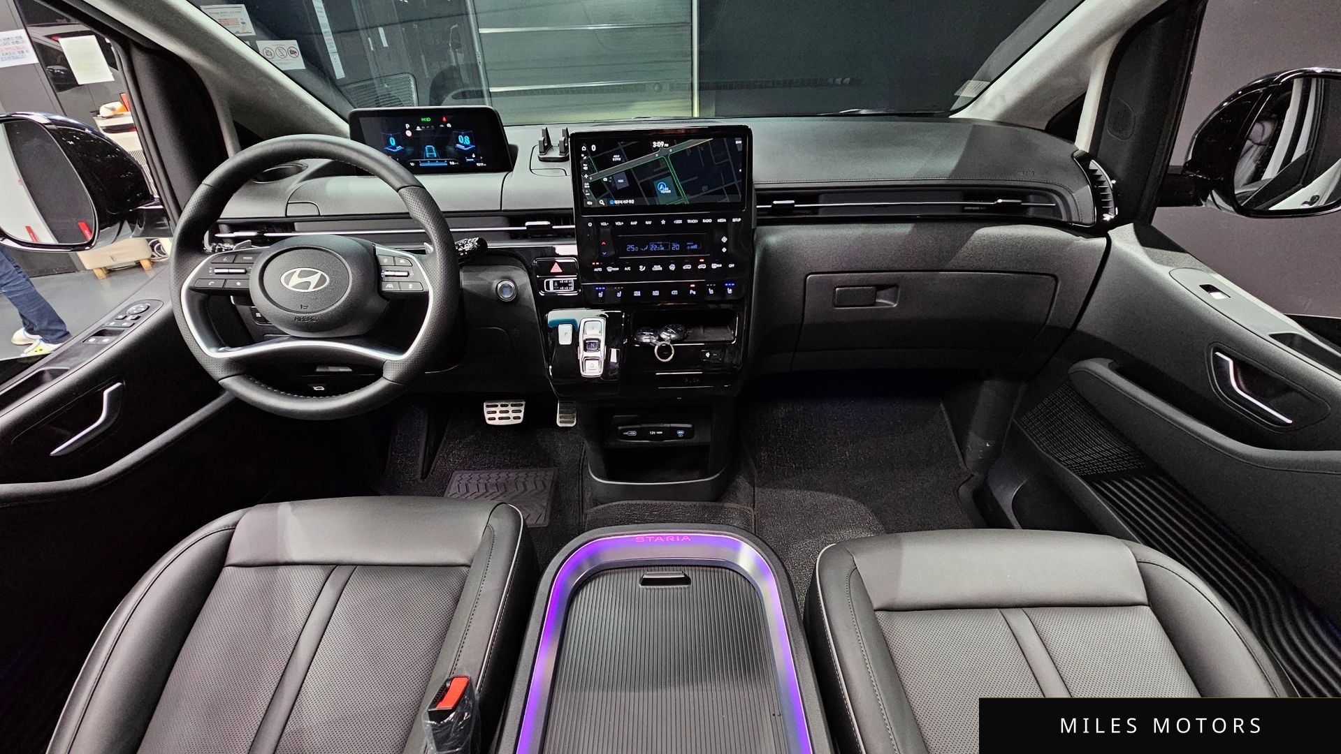Hyundai Staria 2025 — миниатюра 7