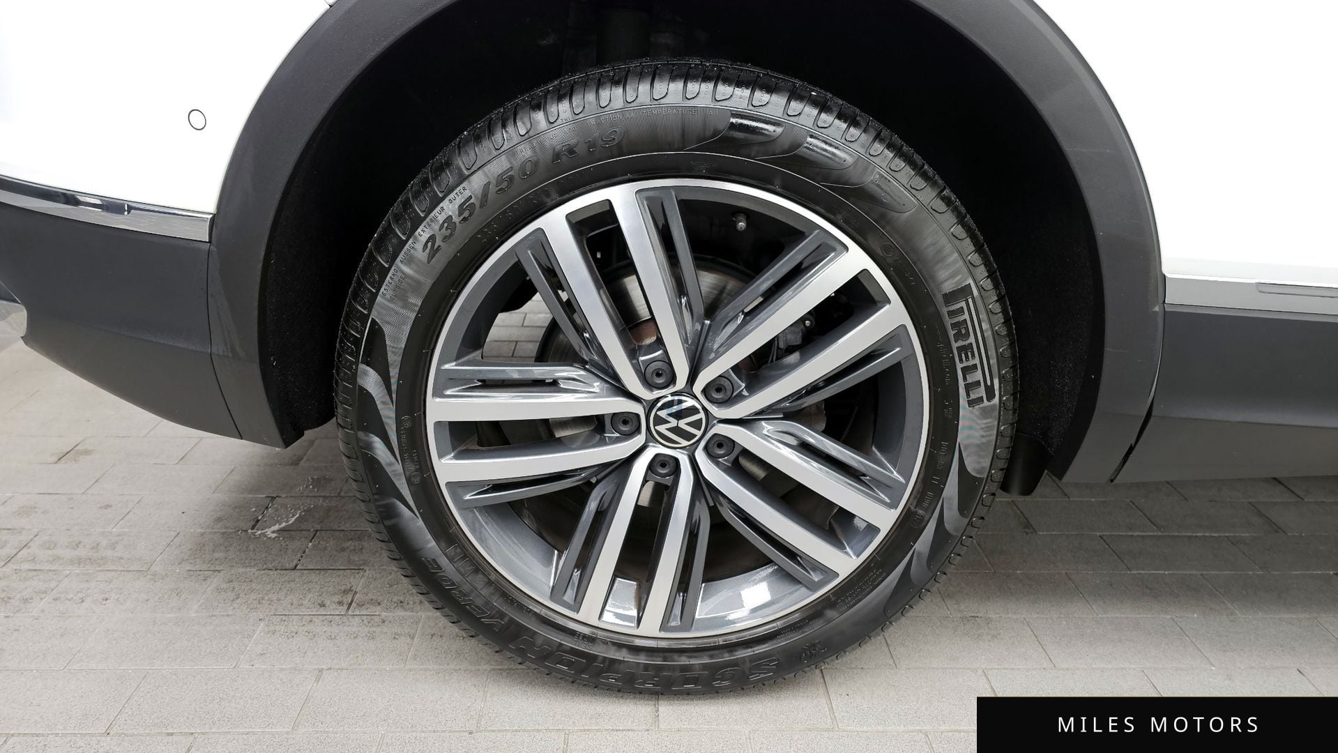 Volkswagen Tiguan 2023 — миниатюра 5