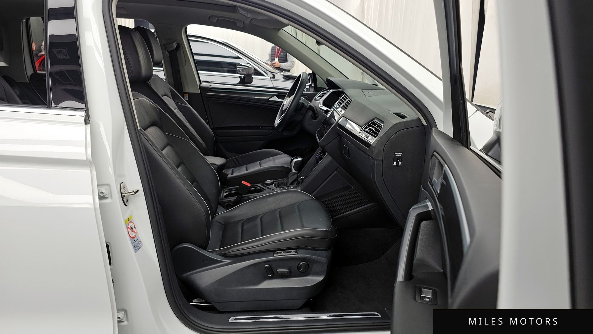 Volkswagen Tiguan 2023 — миниатюра 11