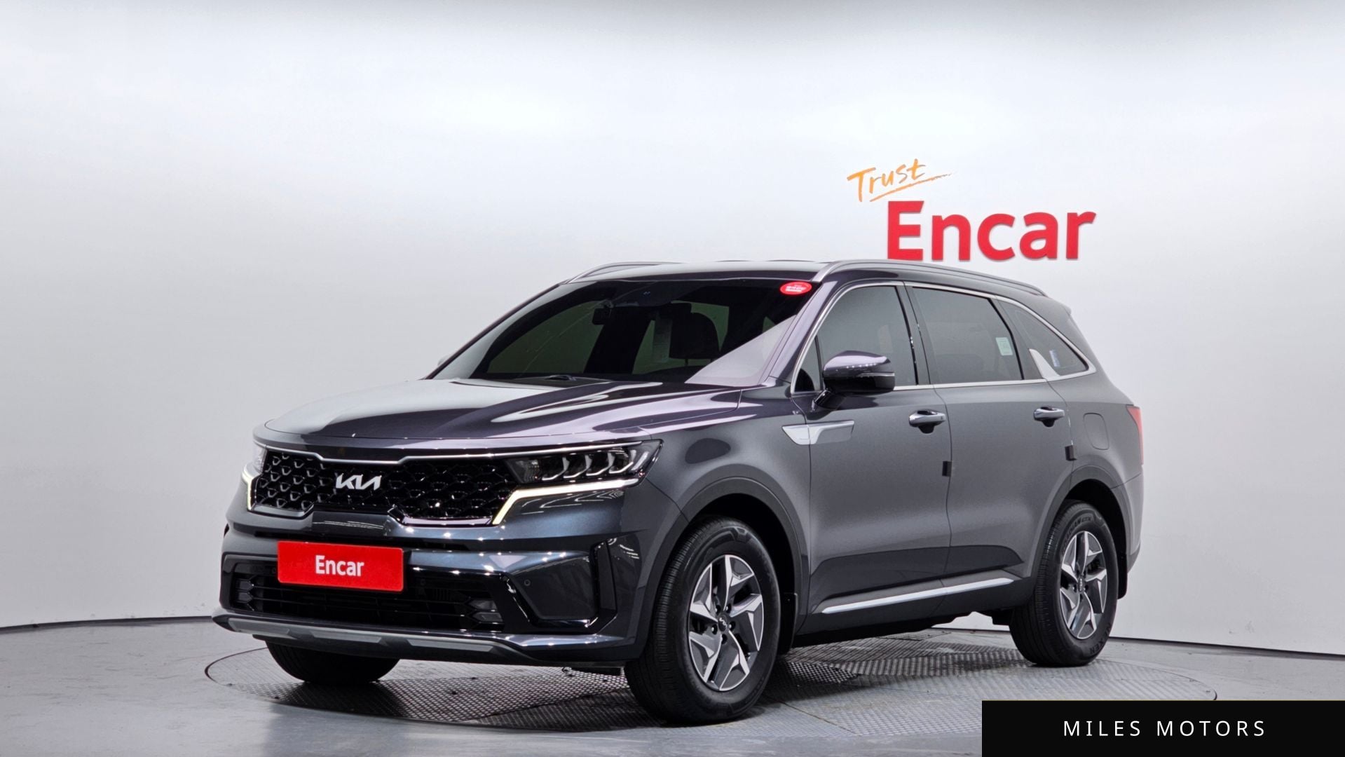 Kia Sorento 2023 — фото 1 из 12
