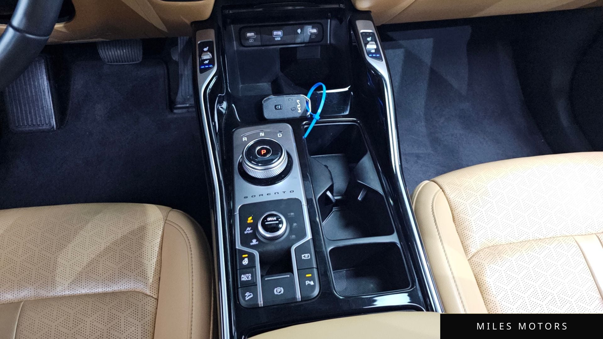 Kia Sorento 2023 — миниатюра 9