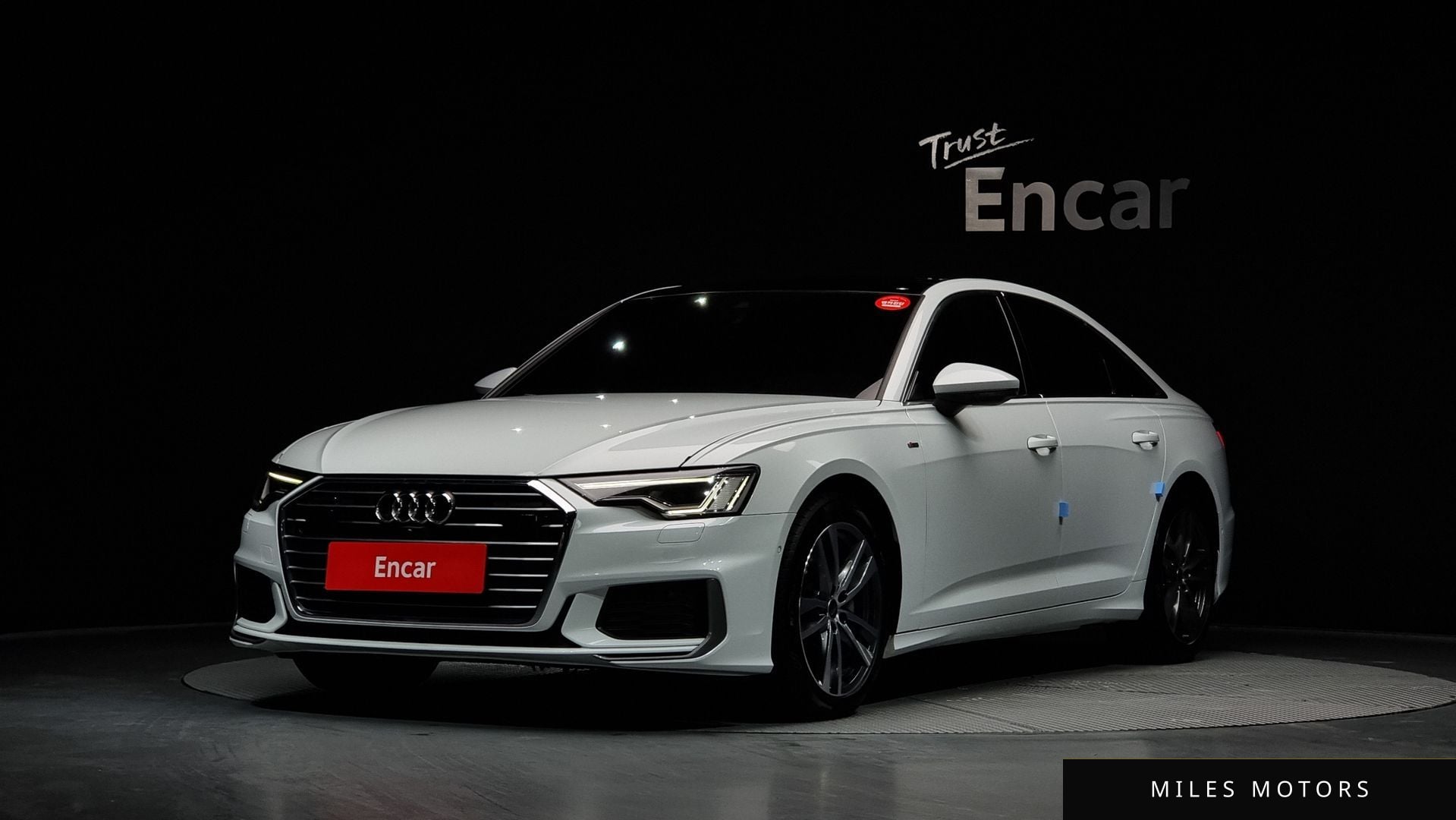 Audi A6 (C8) 2022 — фото 1 из 12