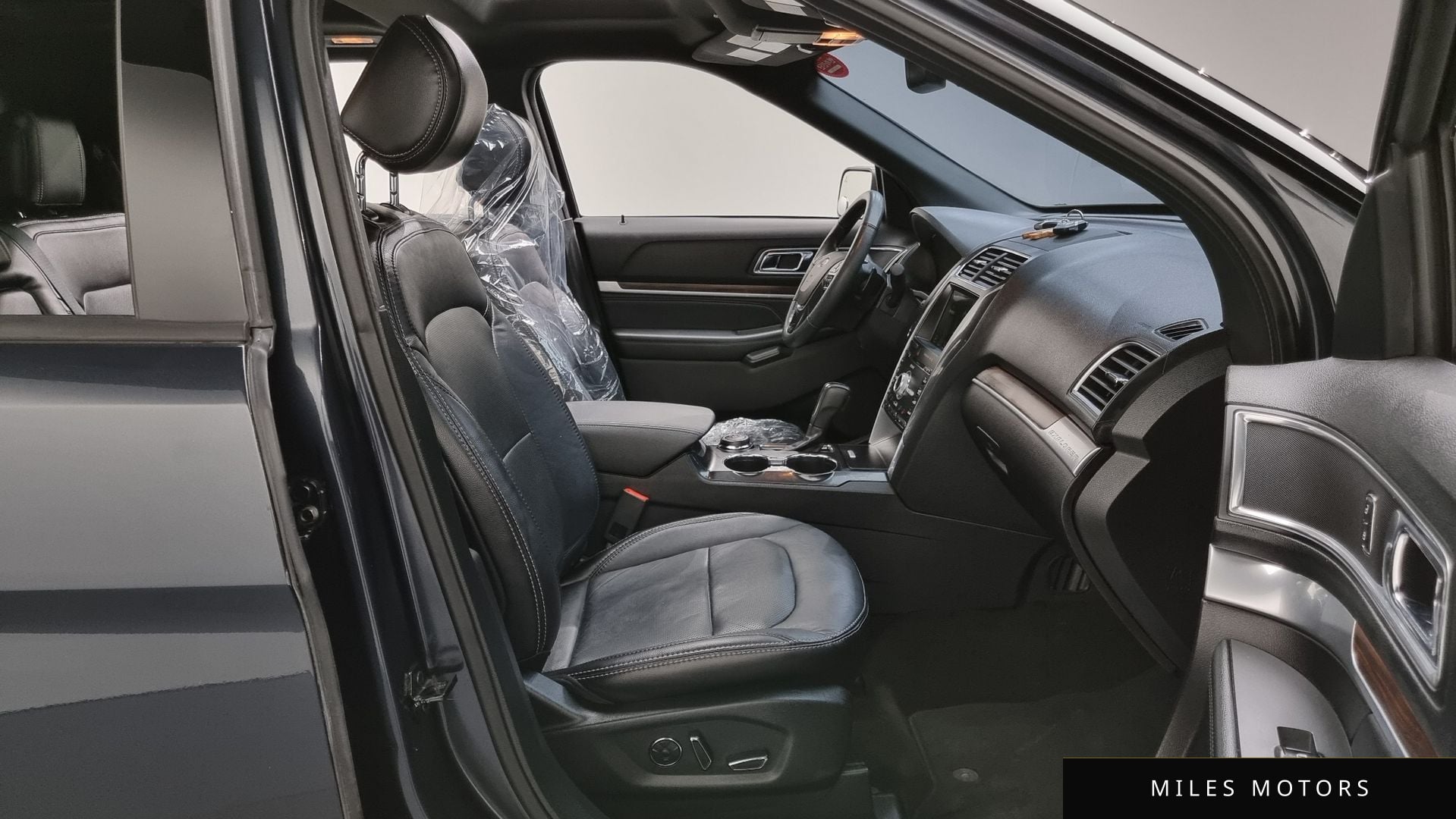 Ford Explorer 2017 — миниатюра 11