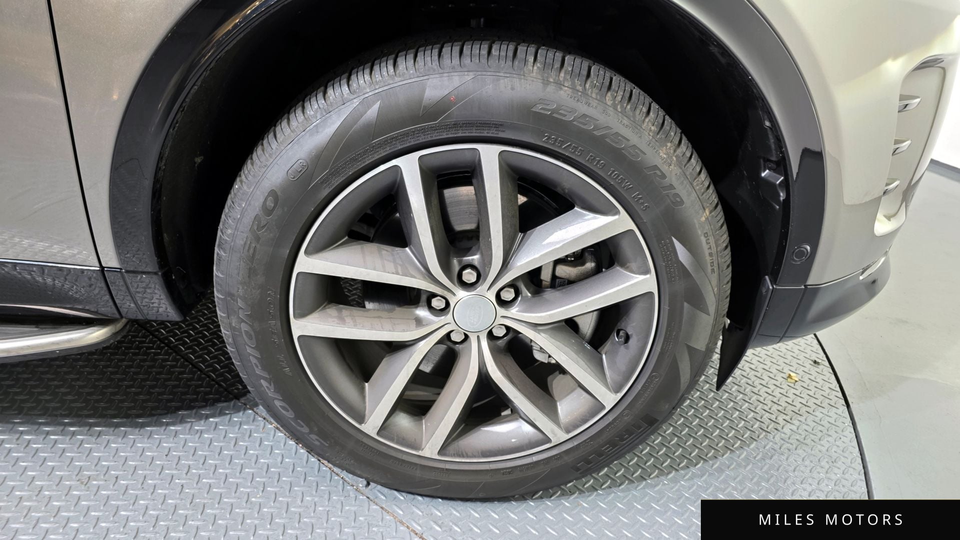Land Rover Discovery Sport 2025 — миниатюра 5