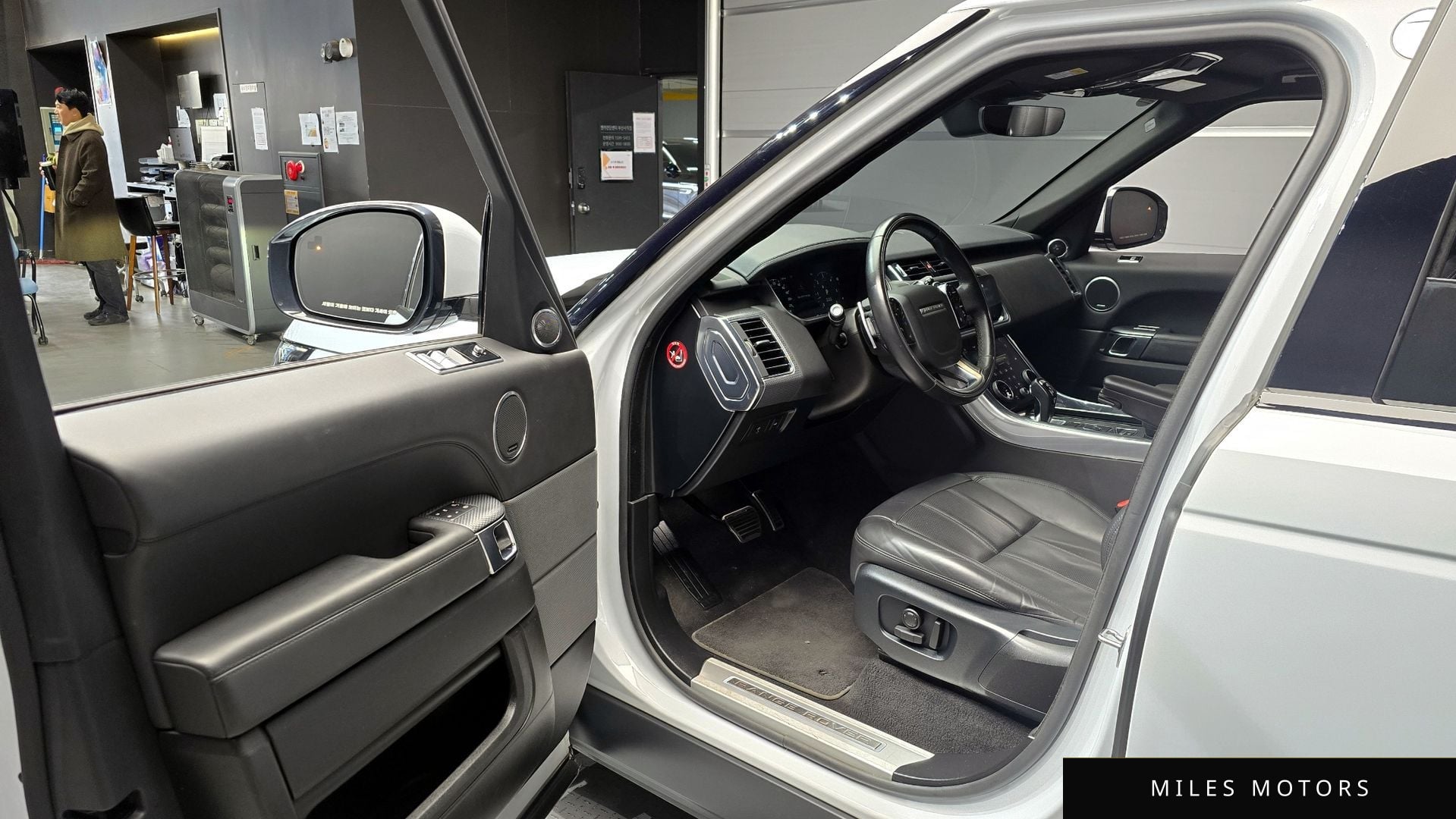 Land Rover Range Rover Sport 2019 — миниатюра 11