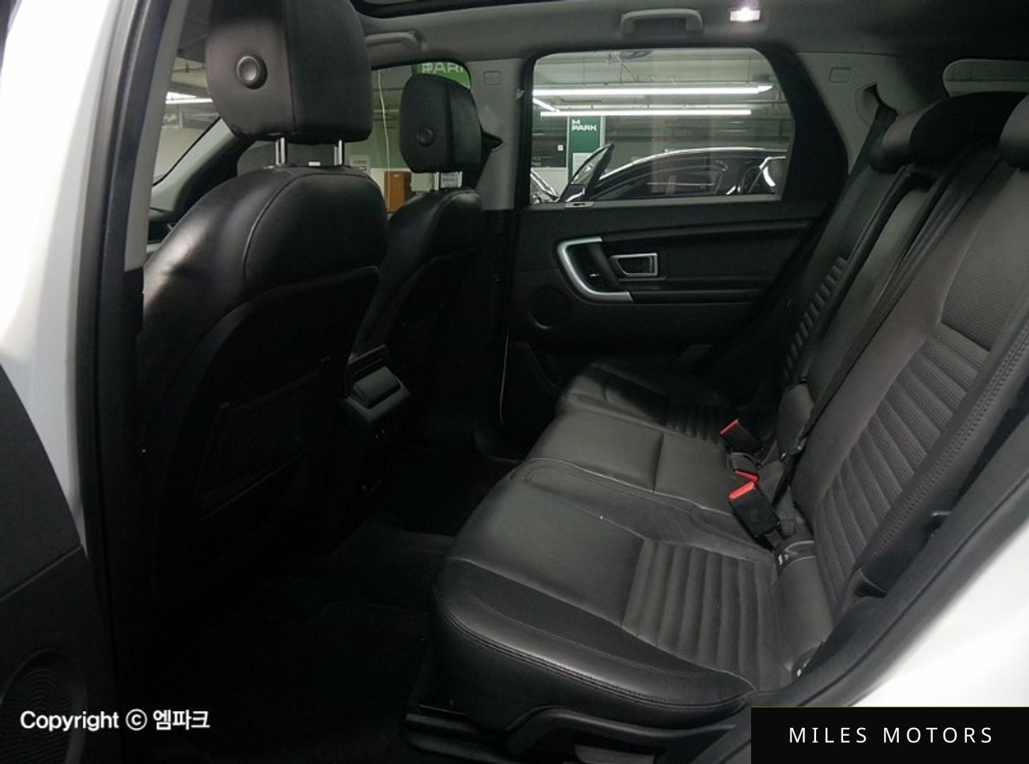 Land Rover Discovery Sport 2017 — миниатюра 11