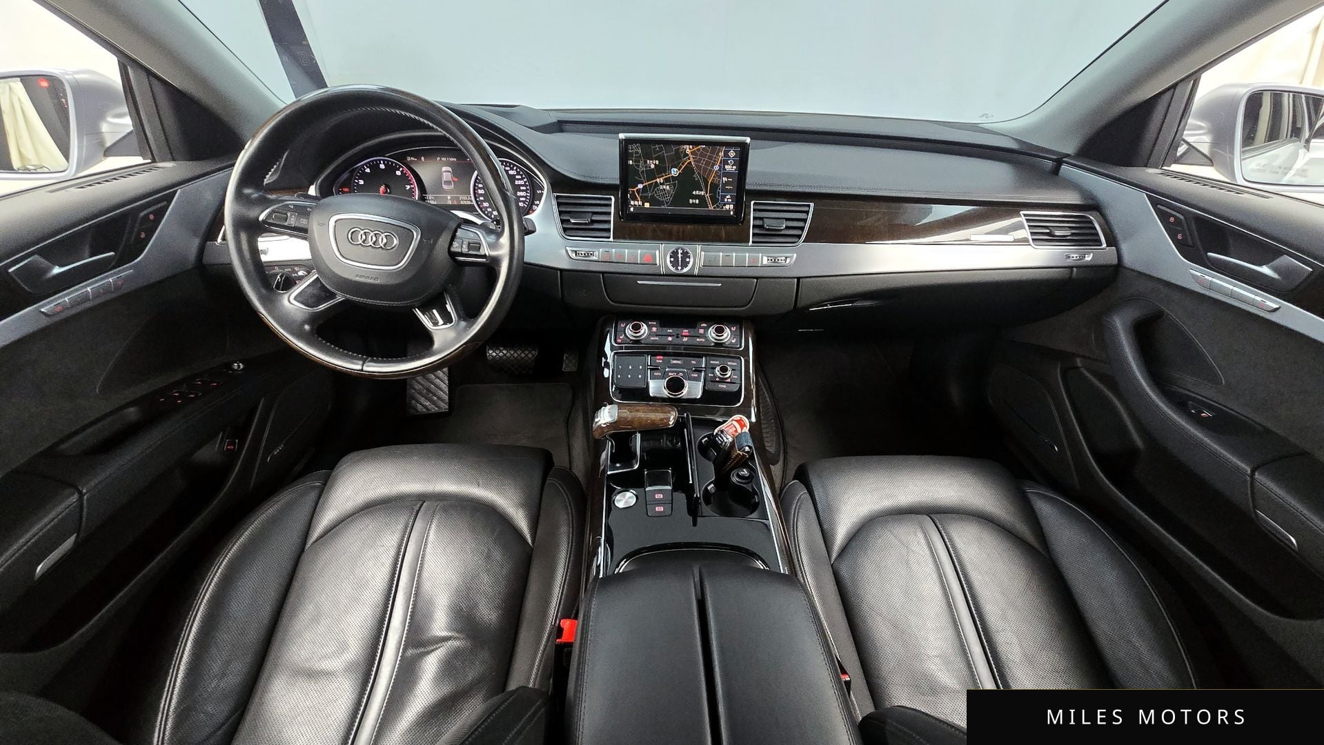 Audi A8 2015 — миниатюра 7
