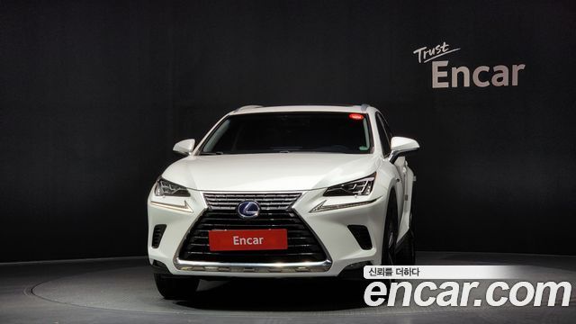 Лексус NX300h 2018 — миниатюра 3
