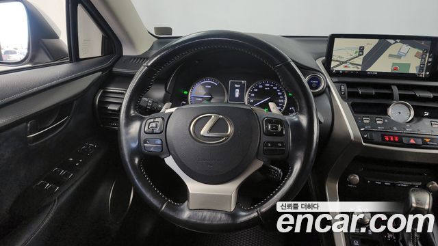 Лексус NX300h 2018 — миниатюра 13