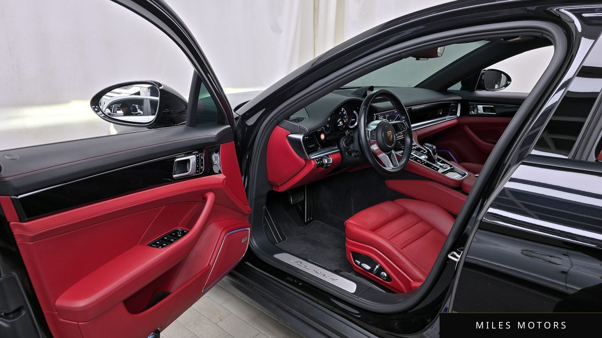Porsche Panamera 2020 — миниатюра 10