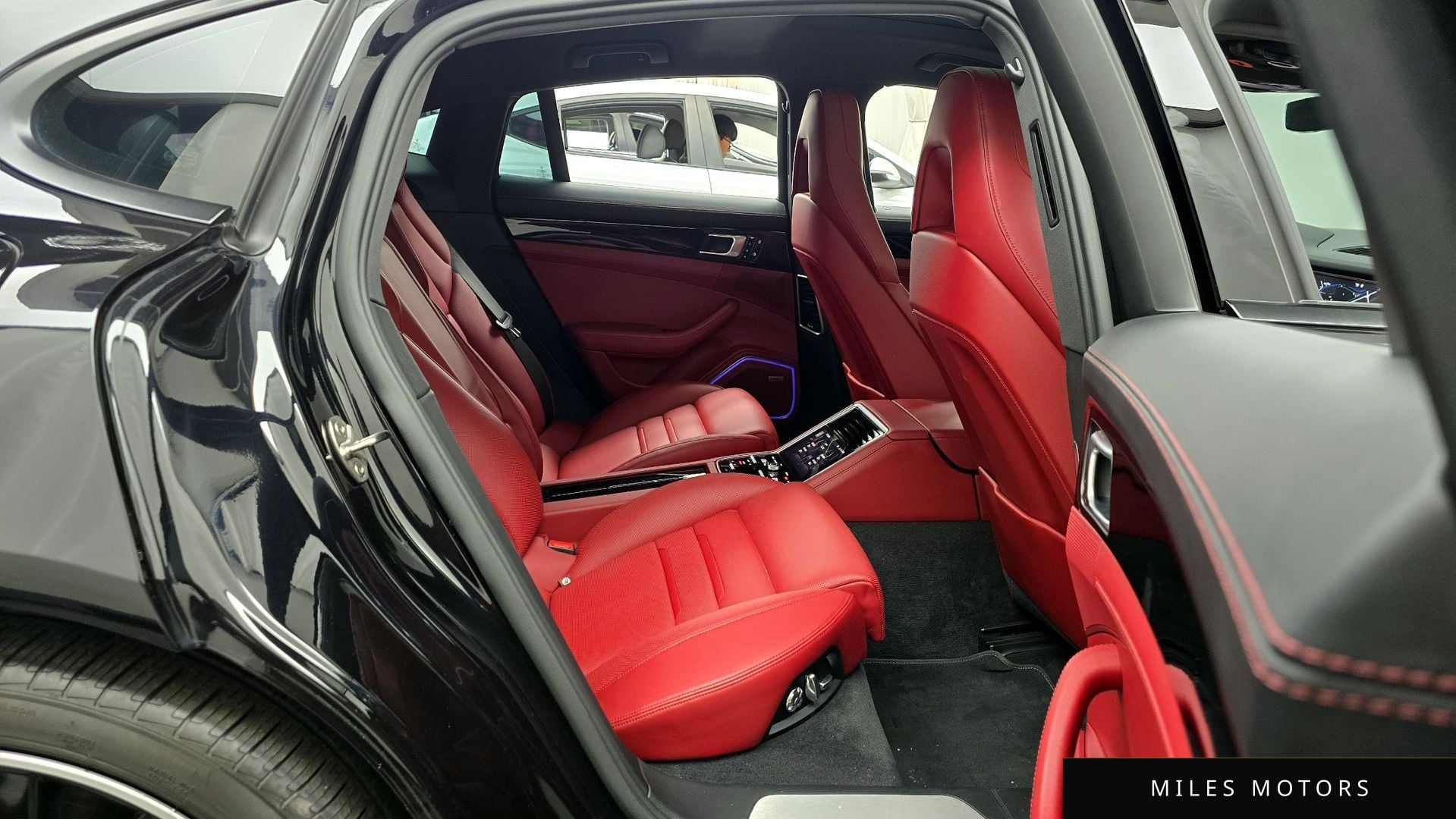 Porsche Panamera 2020 — миниатюра 12
