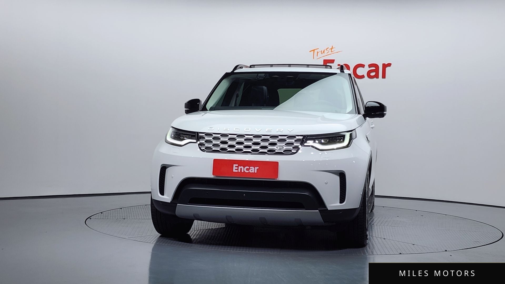 Land Rover Discovery 2024 — миниатюра 3