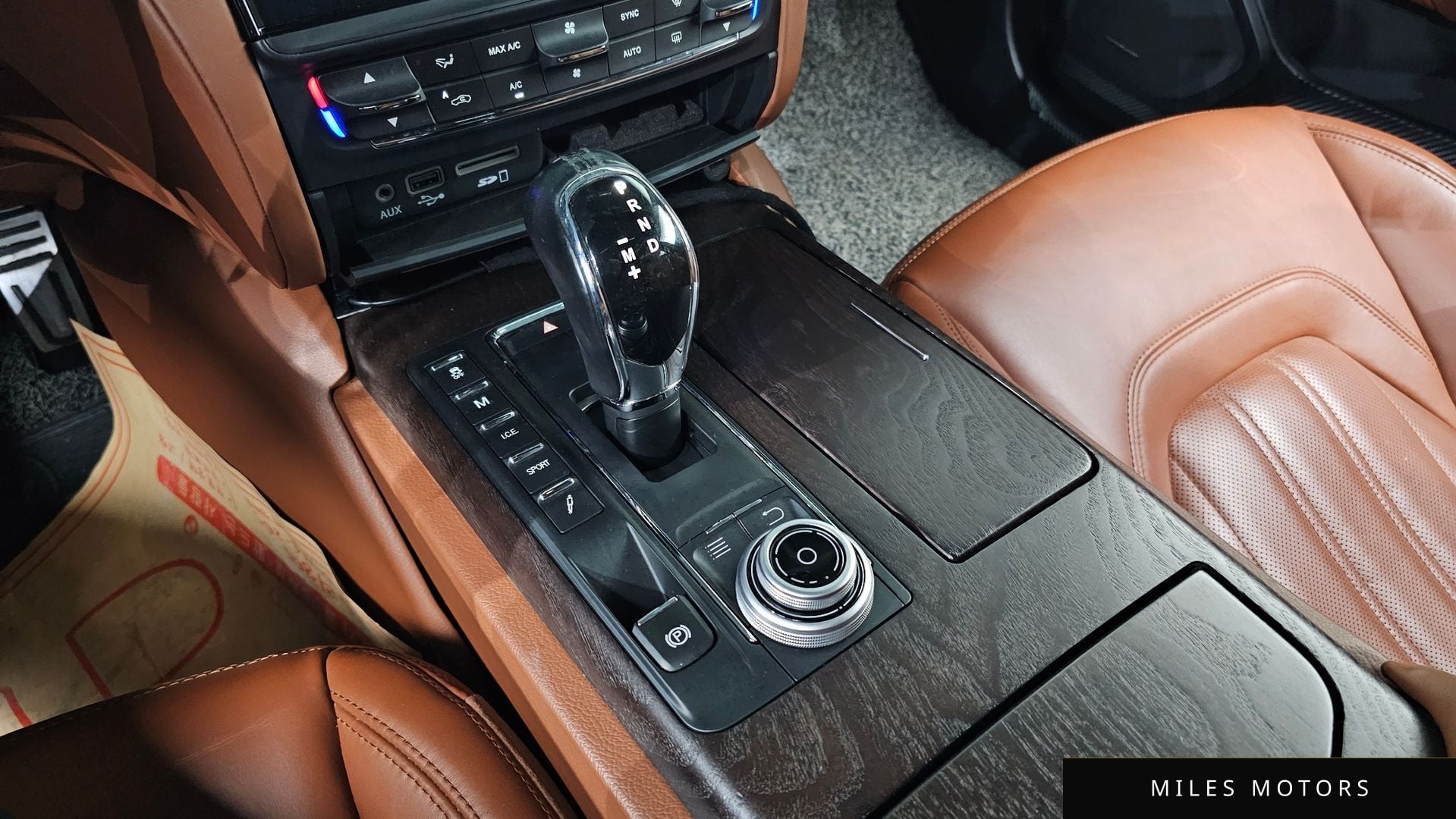 Maserati Quattroporte 2017 — миниатюра 9