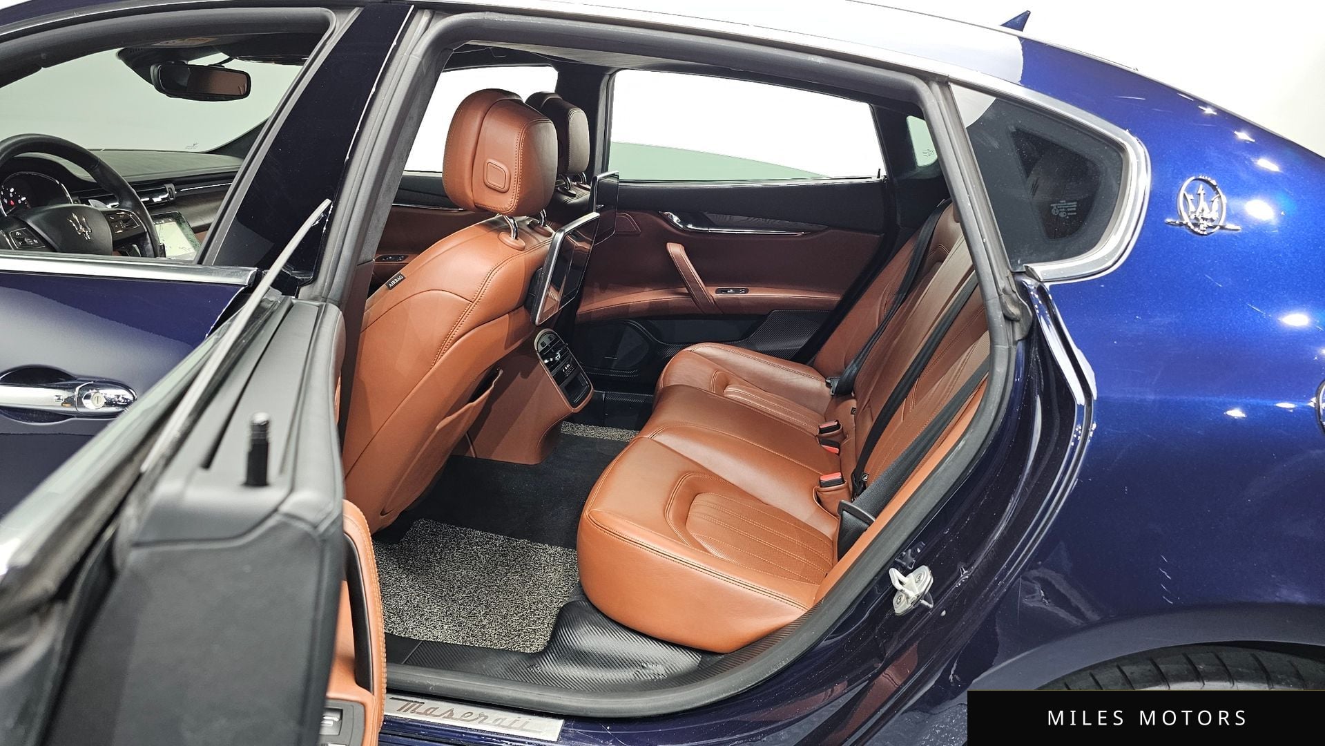 Maserati Quattroporte 2017 — миниатюра 11