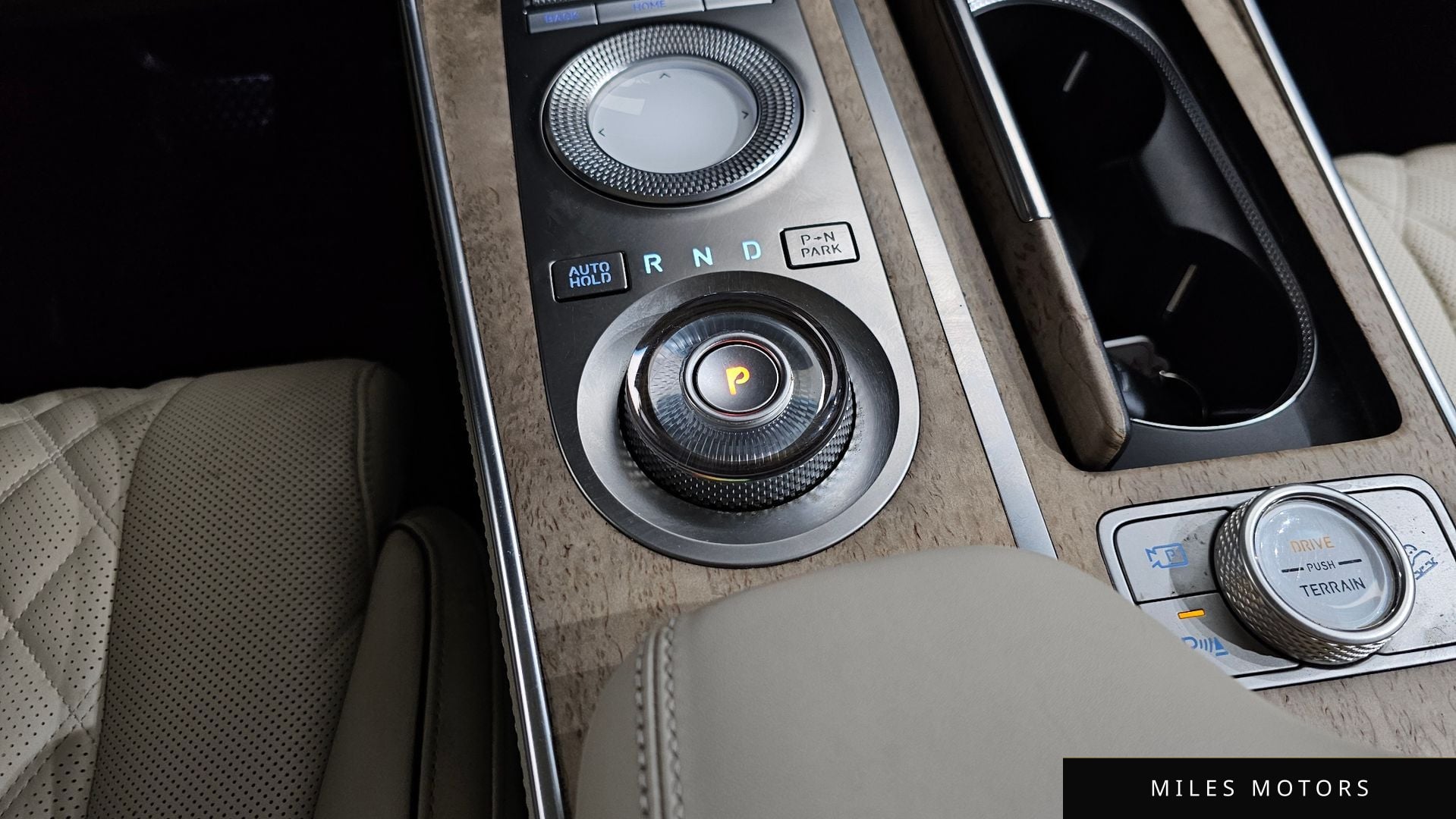 Genesis GV80 2022 — миниатюра 9