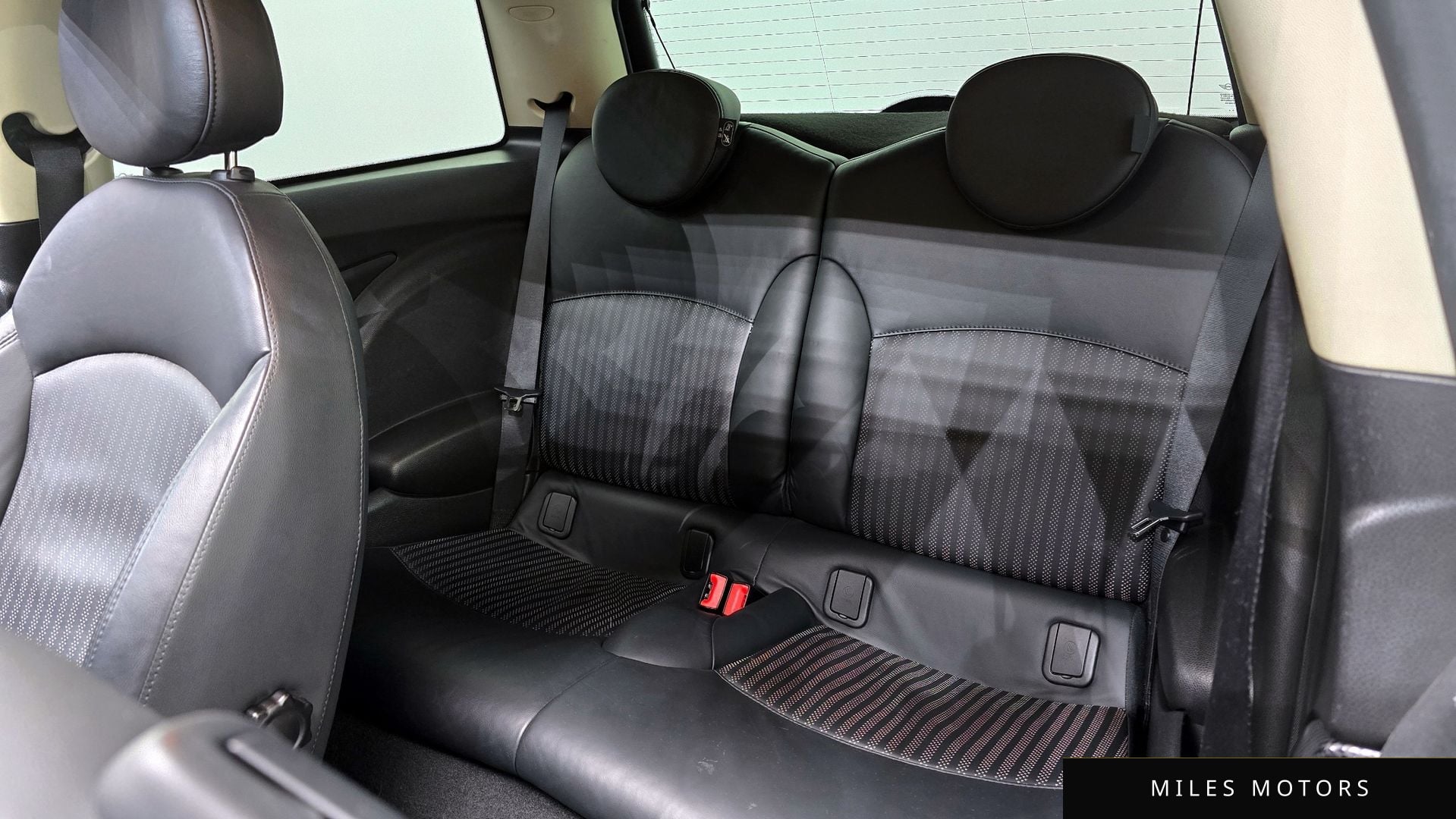 MINI Cooper S 2013 — миниатюра 12