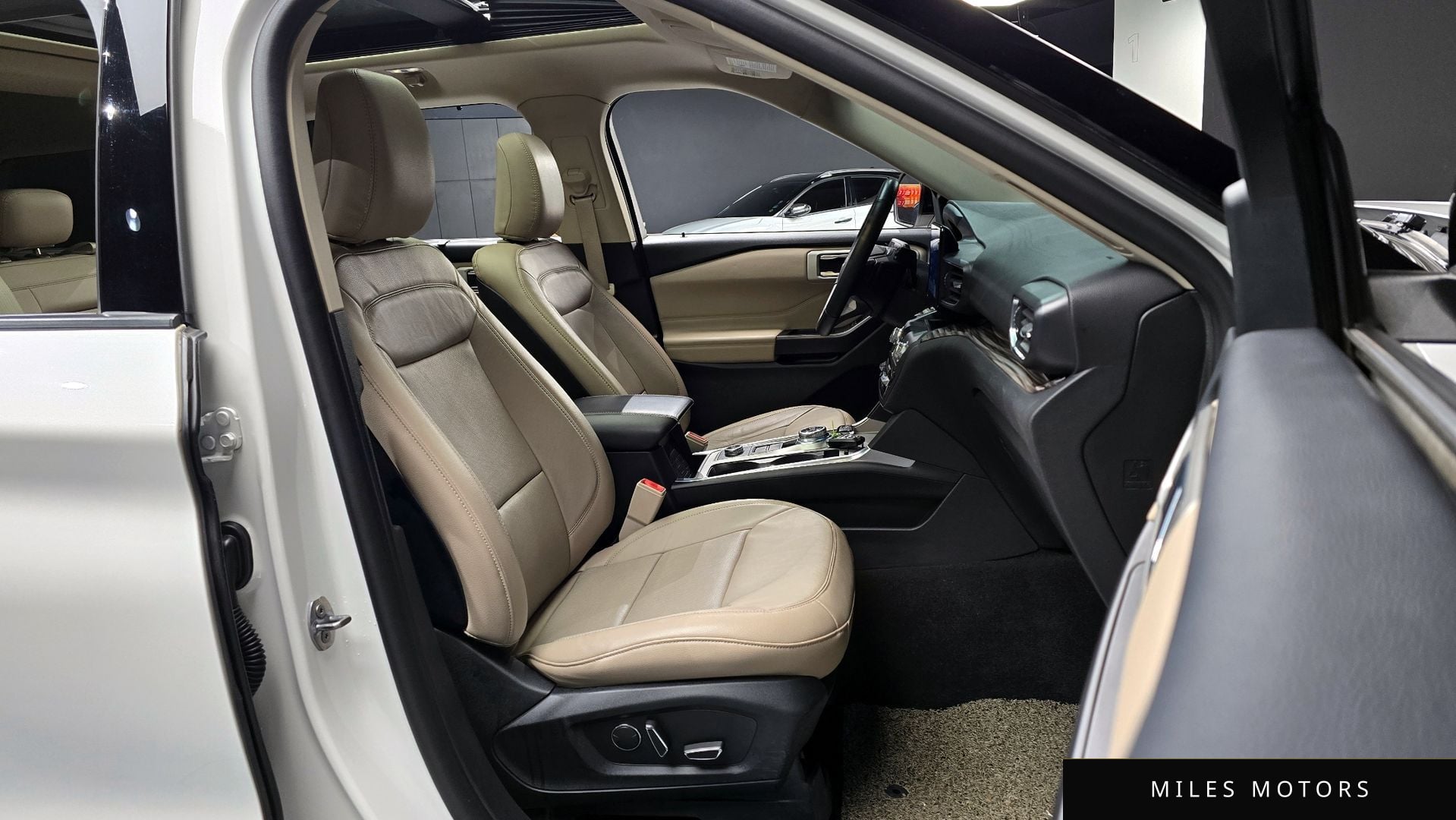 Ford Explorer 2020 — миниатюра 10