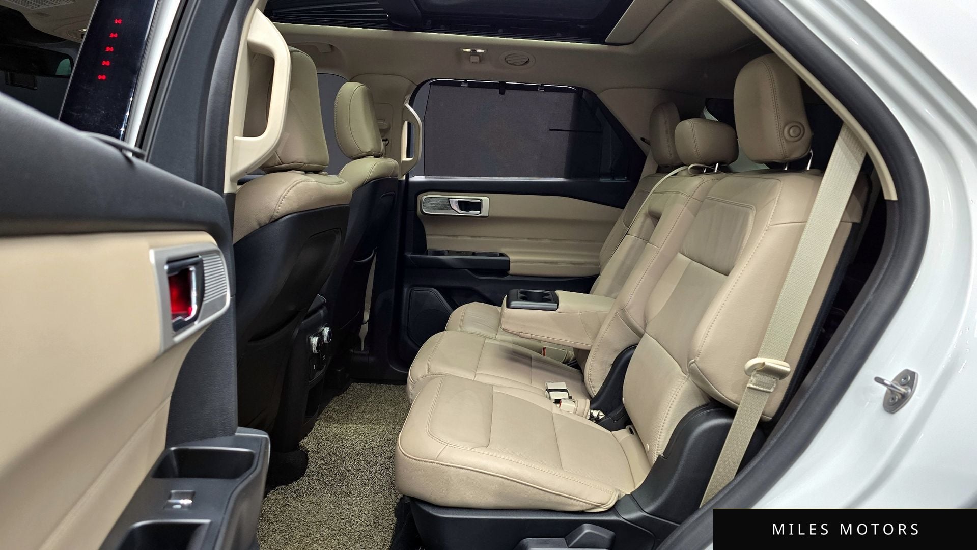 Ford Explorer 2020 — миниатюра 12