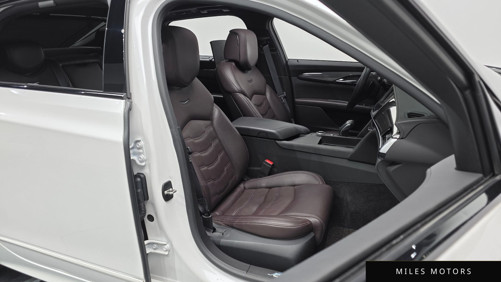 Cadillac CT6 2019 — миниатюра 10