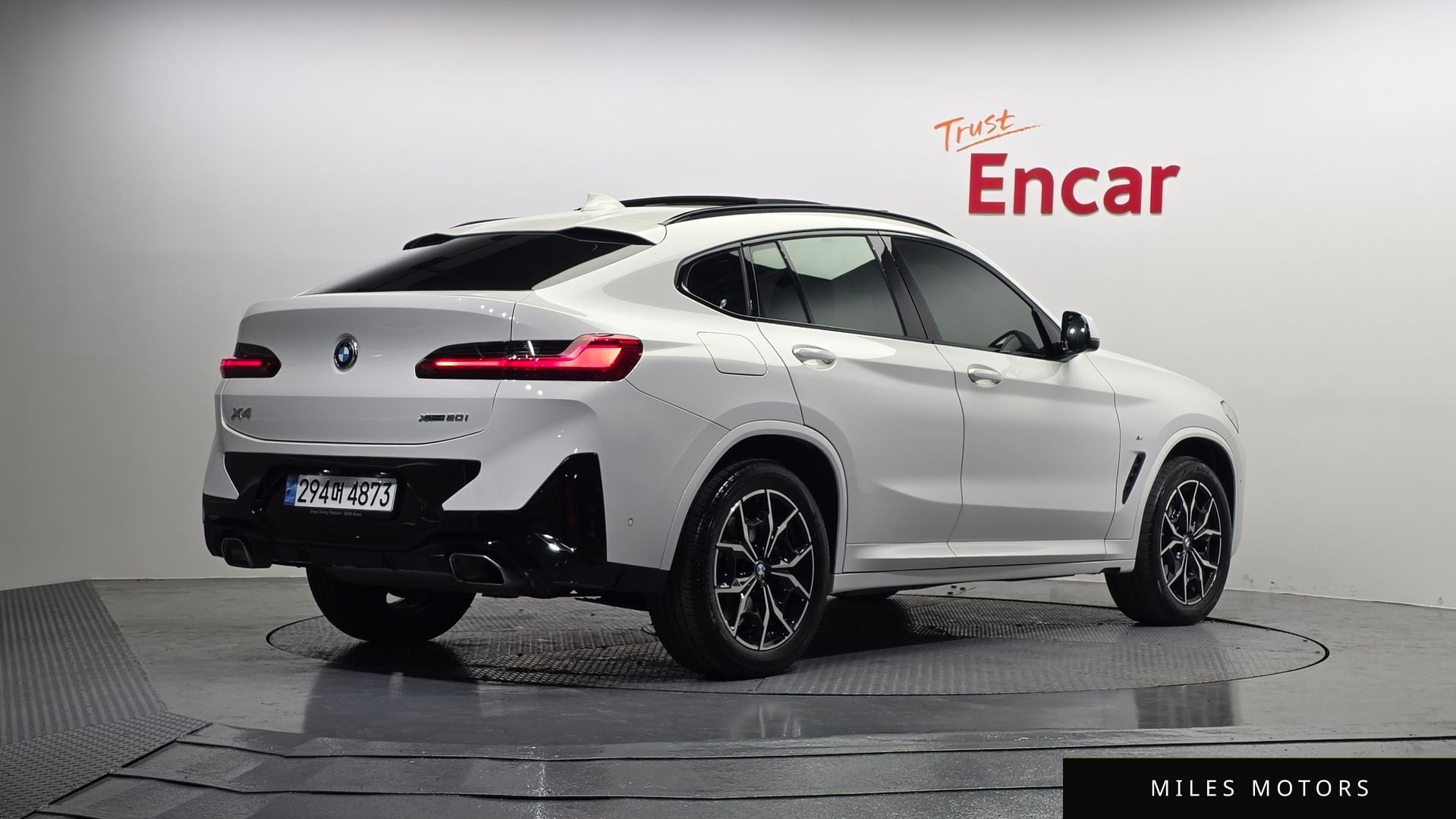 BMW X4 (G02) 2023 — миниатюра 2