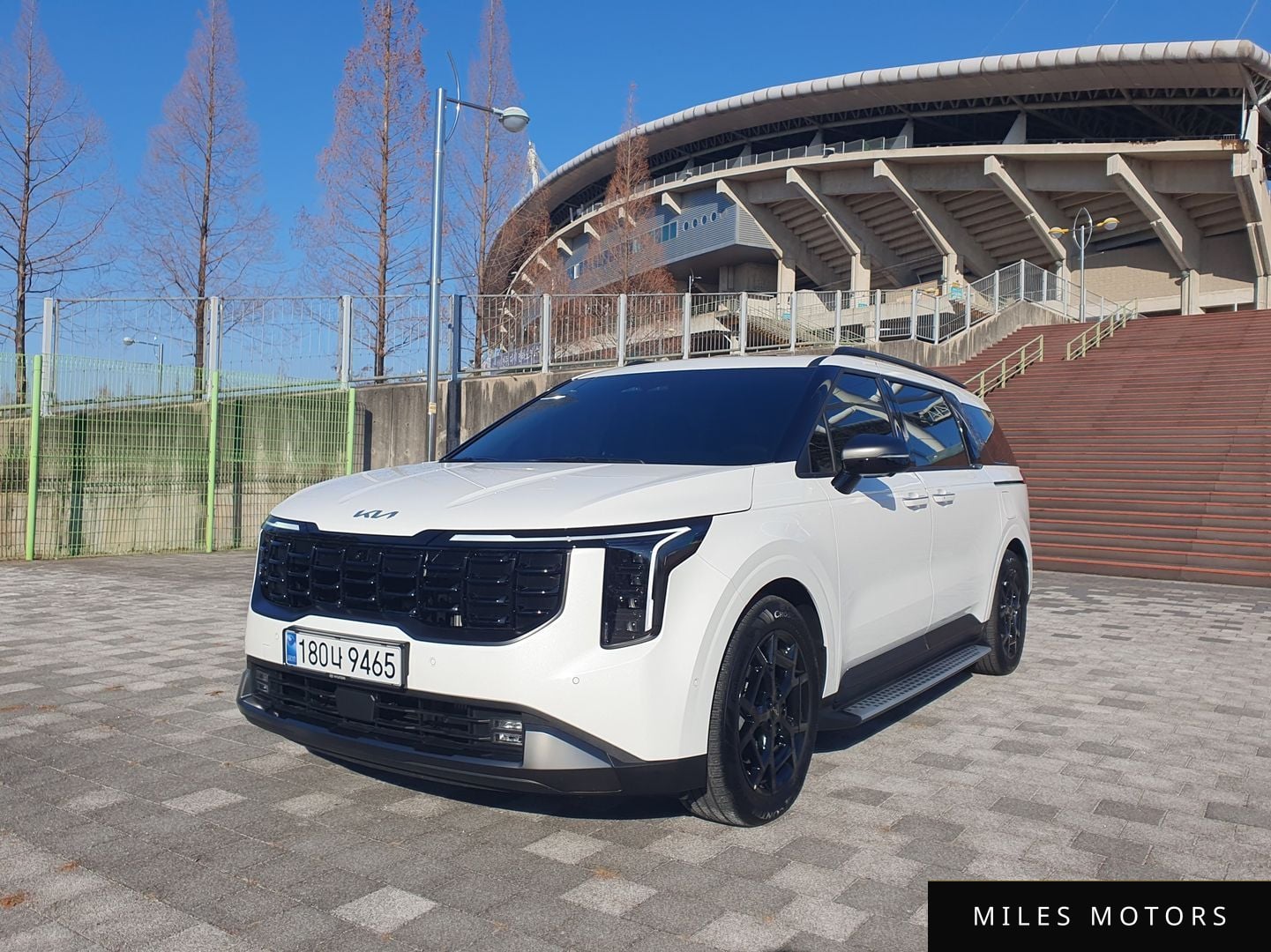 Kia Canival 2025 — фото 1 из 12