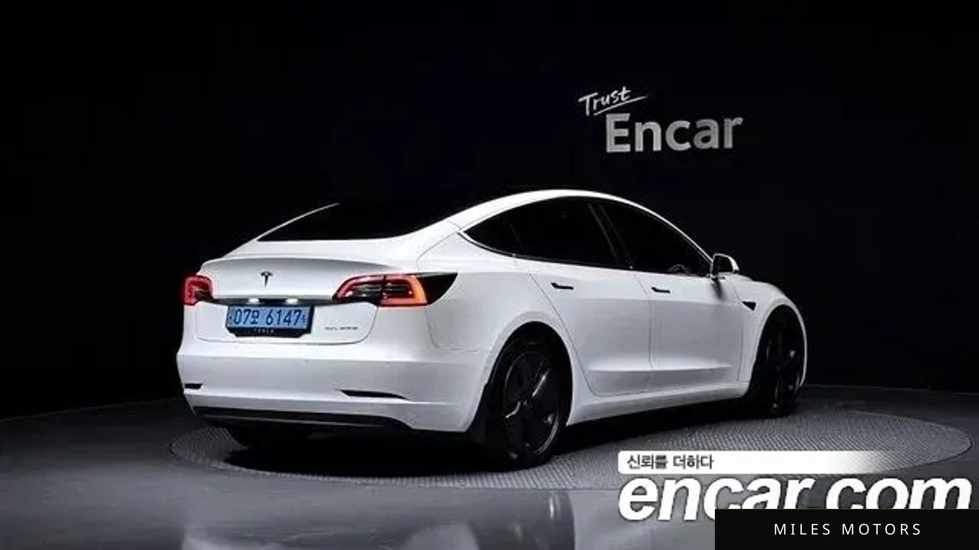Tesla Model 3 2020 — миниатюра 2