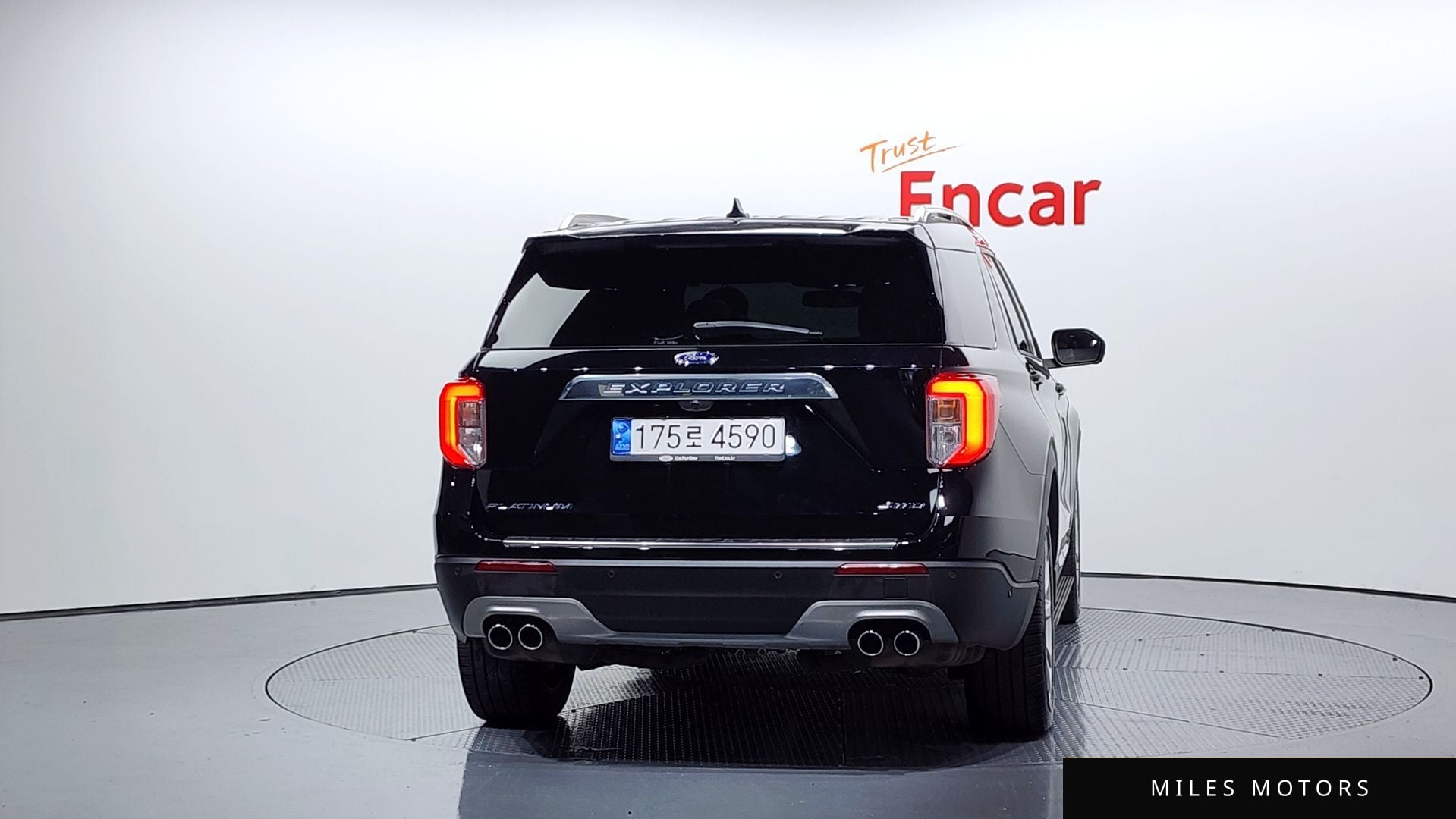 Ford Explorer 2022 — миниатюра 4