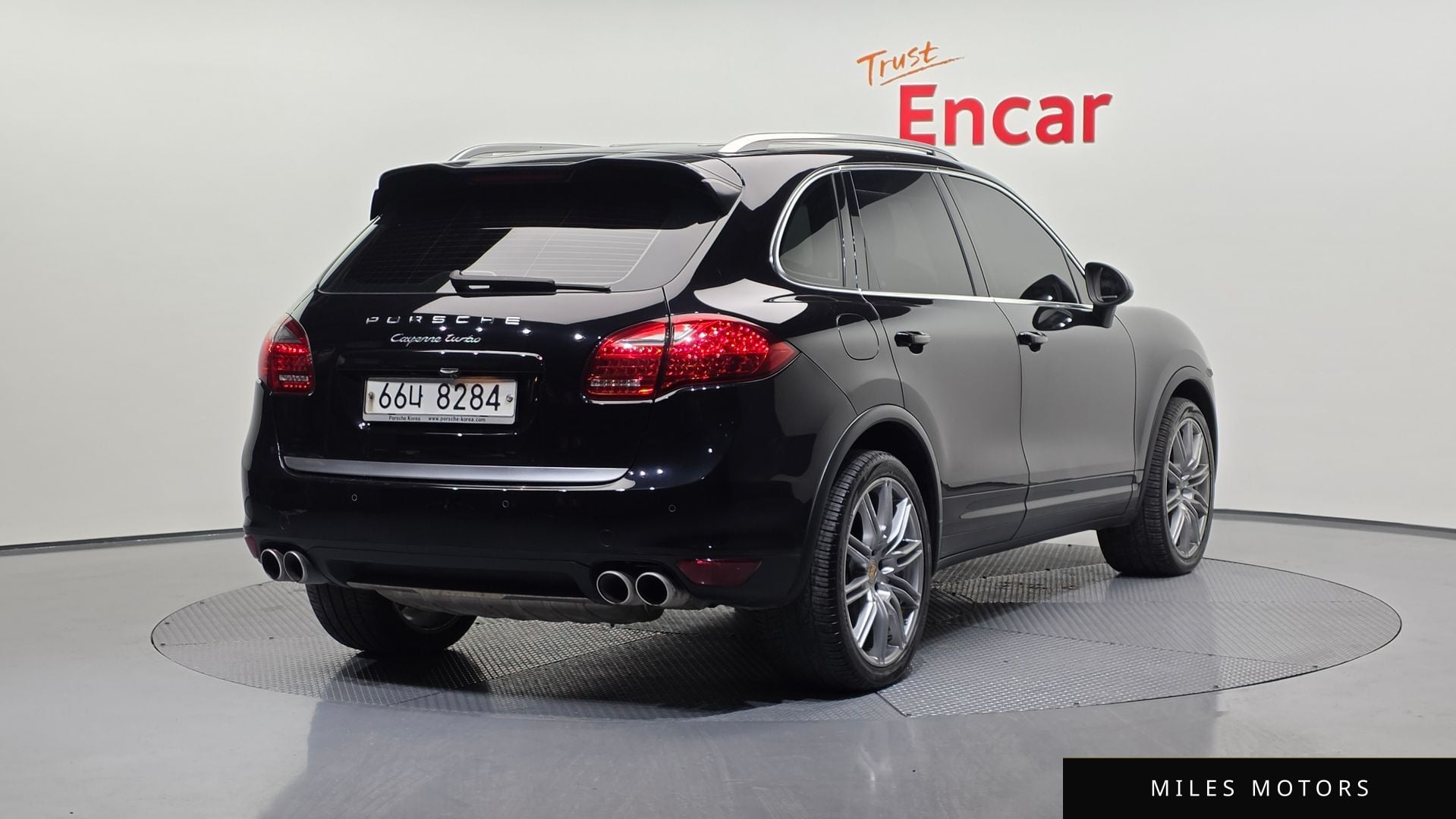 Porsche Cayenne 2011 — миниатюра 2