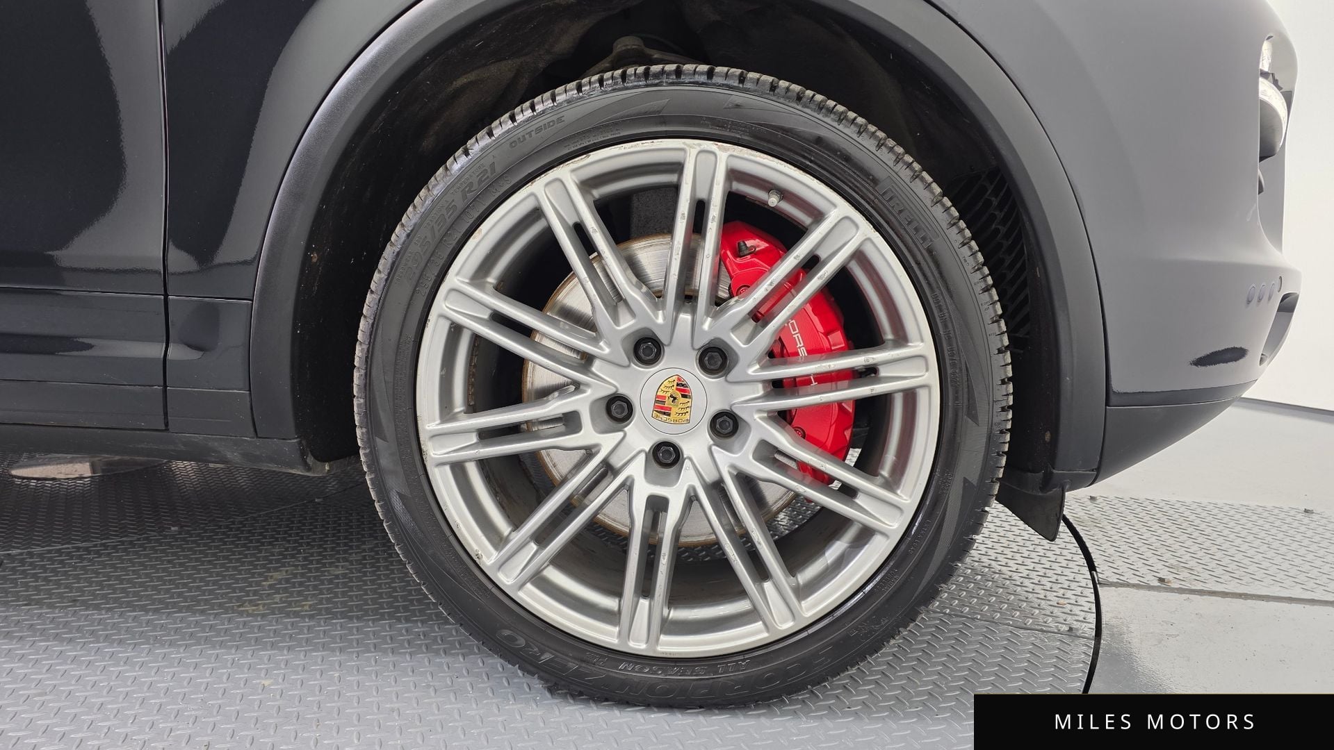 Porsche Cayenne 2011 — миниатюра 5
