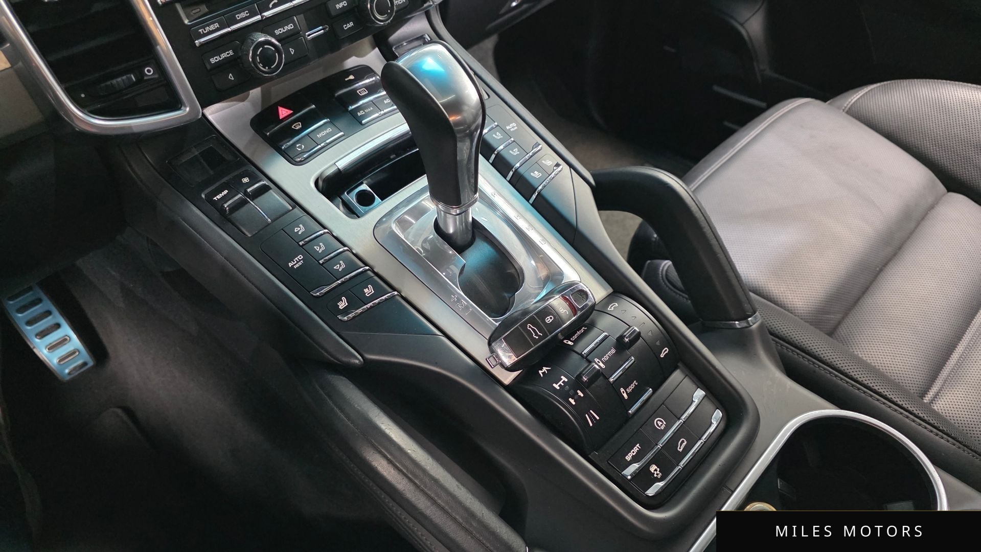 Porsche Cayenne 2011 — миниатюра 9