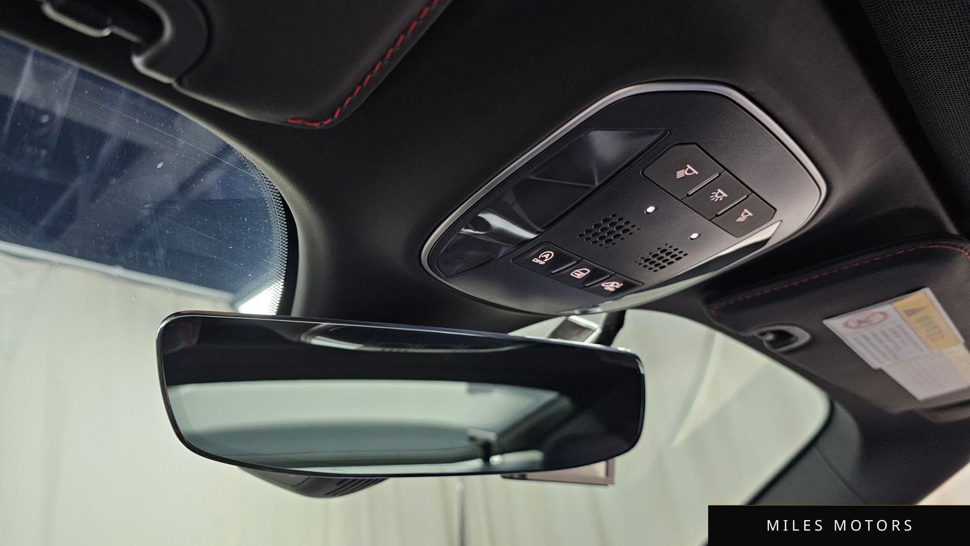 Ferrari 포르토피노 2019 — миниатюра 18