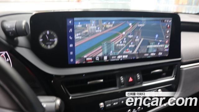 Лексус ES300h 2026 — миниатюра 17
