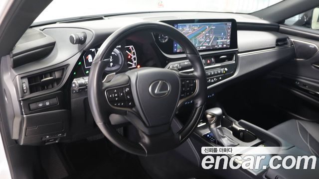 Лексус ES300h 2026 — миниатюра 19