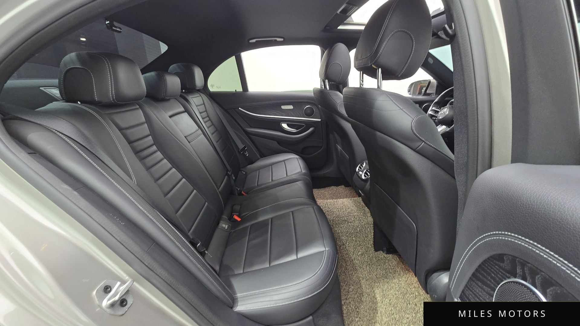 Mercedes-Benz E-Class W213 2021 — миниатюра 12