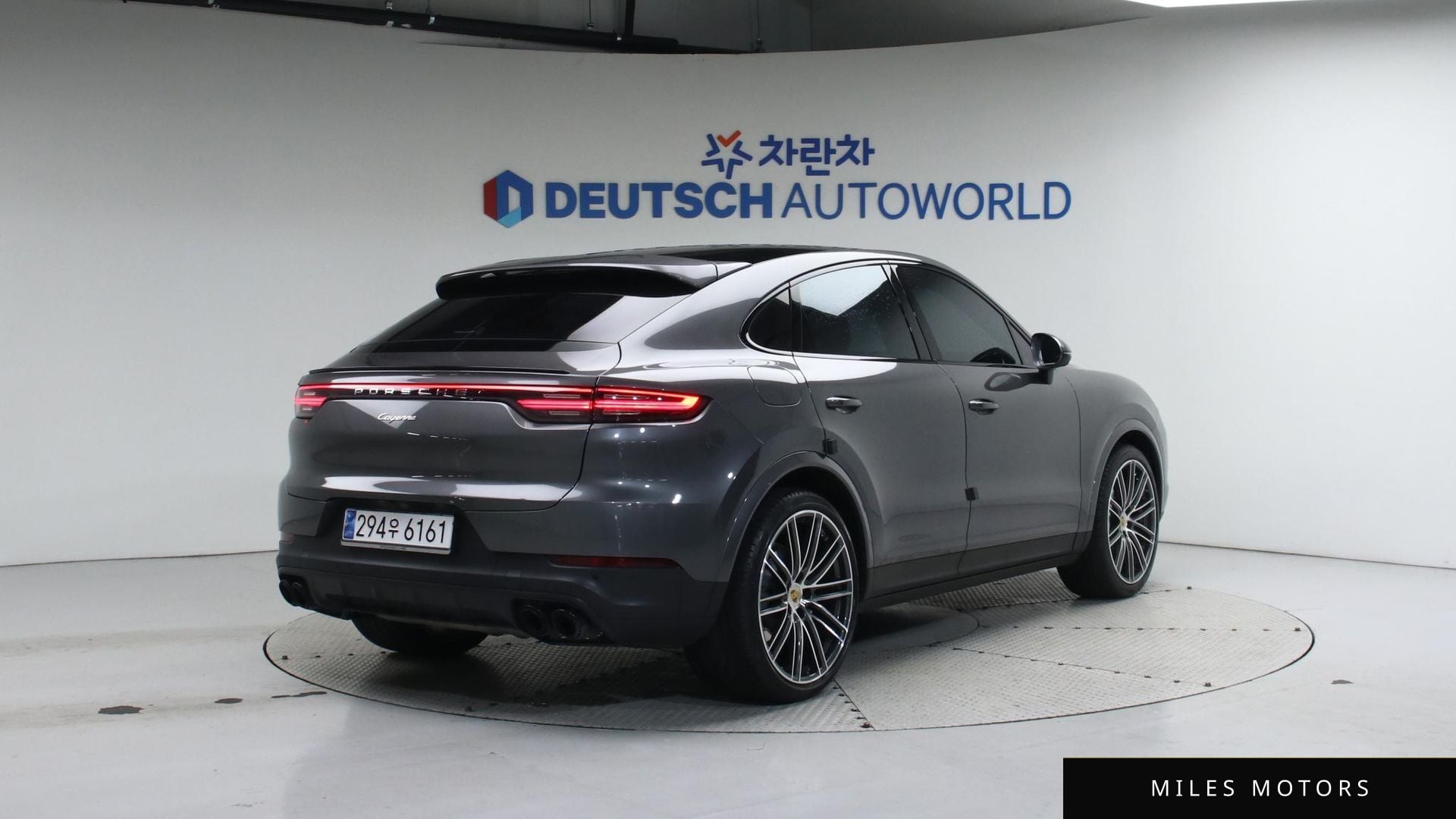 Porsche Cayenne 2021 — миниатюра 2